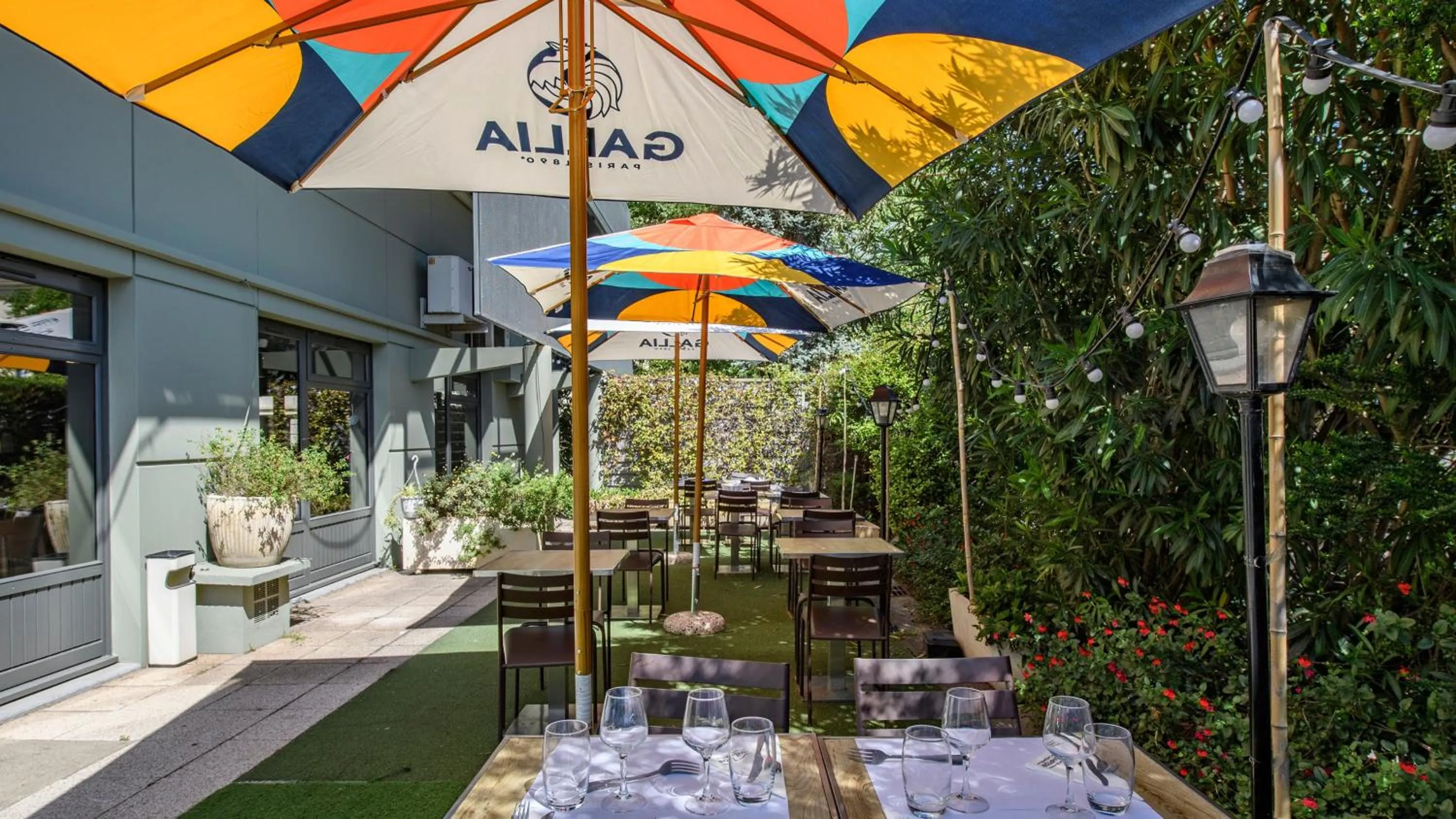 Restaurant/places to eat in Campanile PRIME - Nîmes Centre