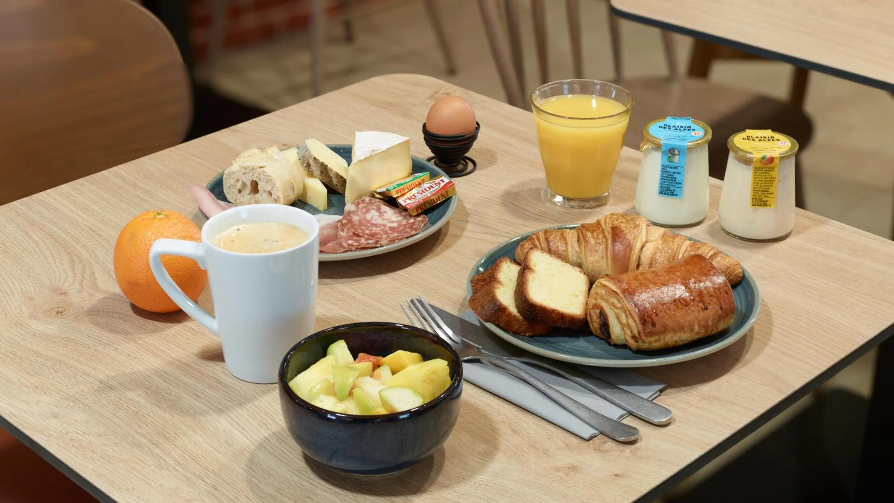 Breakfast in Campanile PRIME - Paris Ouest Boulogne