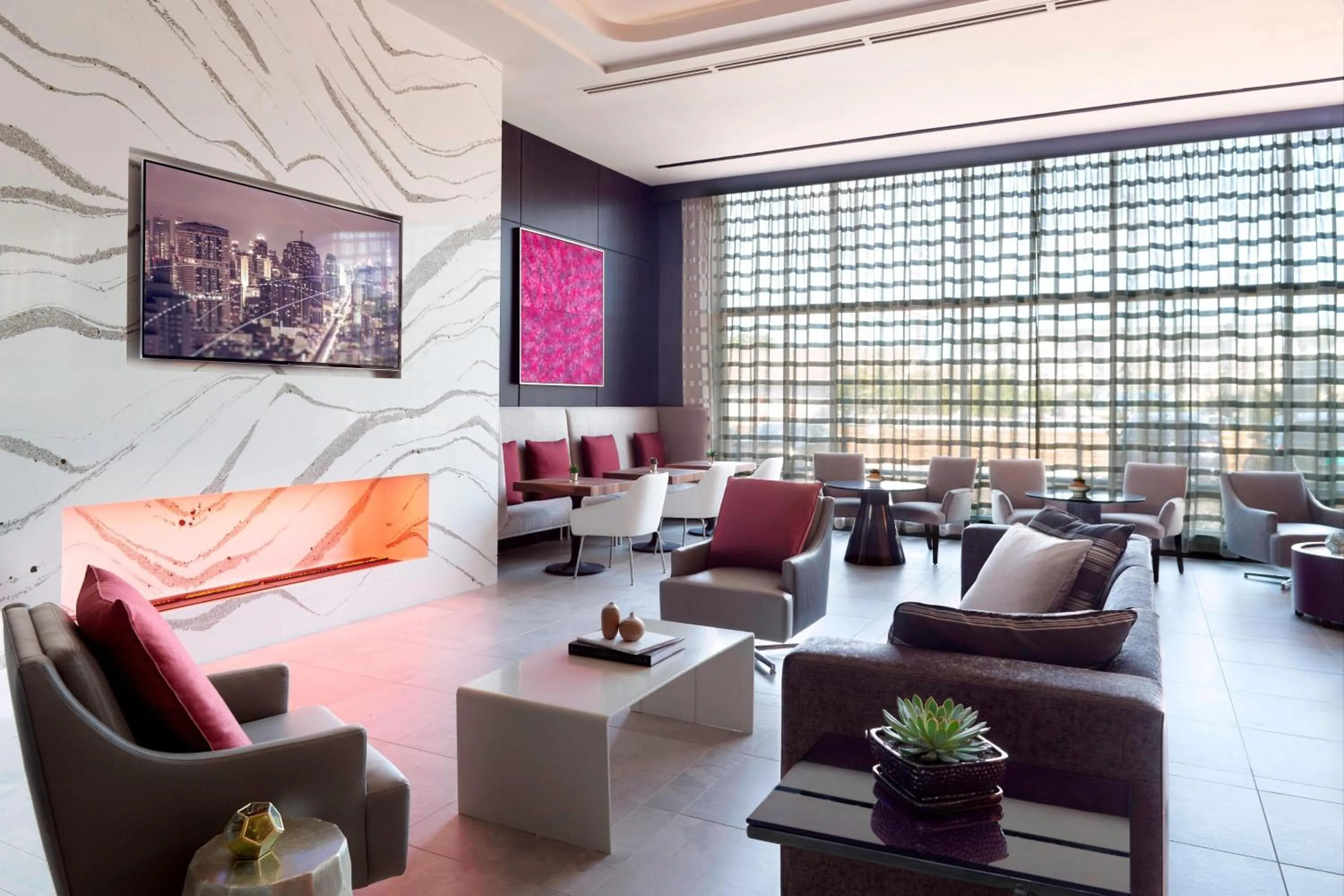 Lounge or bar in Marriott Columbus OSU