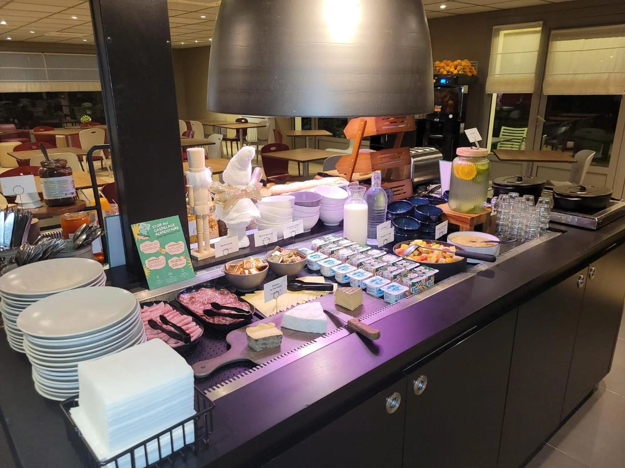 Breakfast in Campanile Villejust - za Courtaboeuf