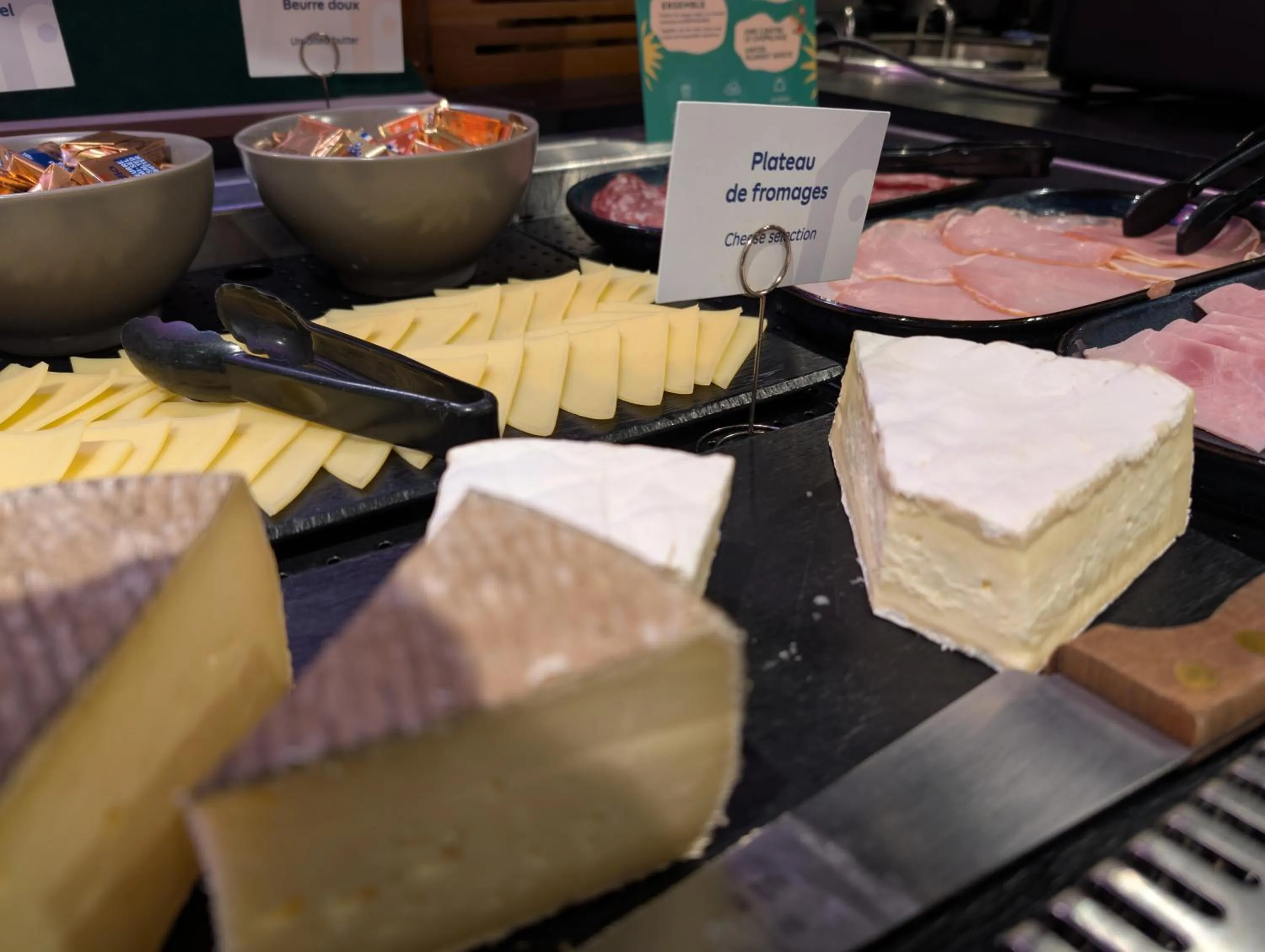 Breakfast in Campanile Villejust - za Courtaboeuf