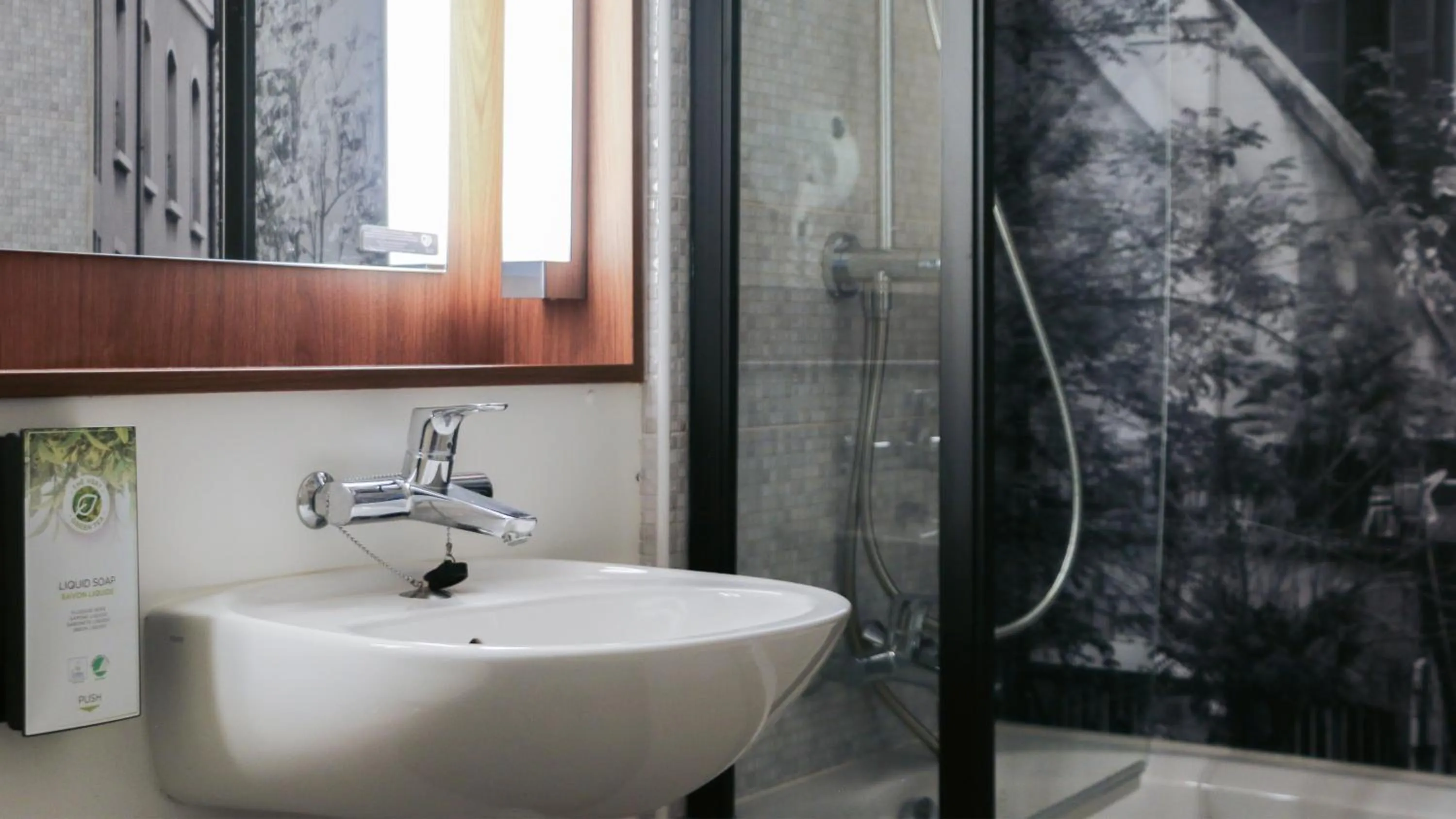 Bathroom in Campanile NATURE - Meaux