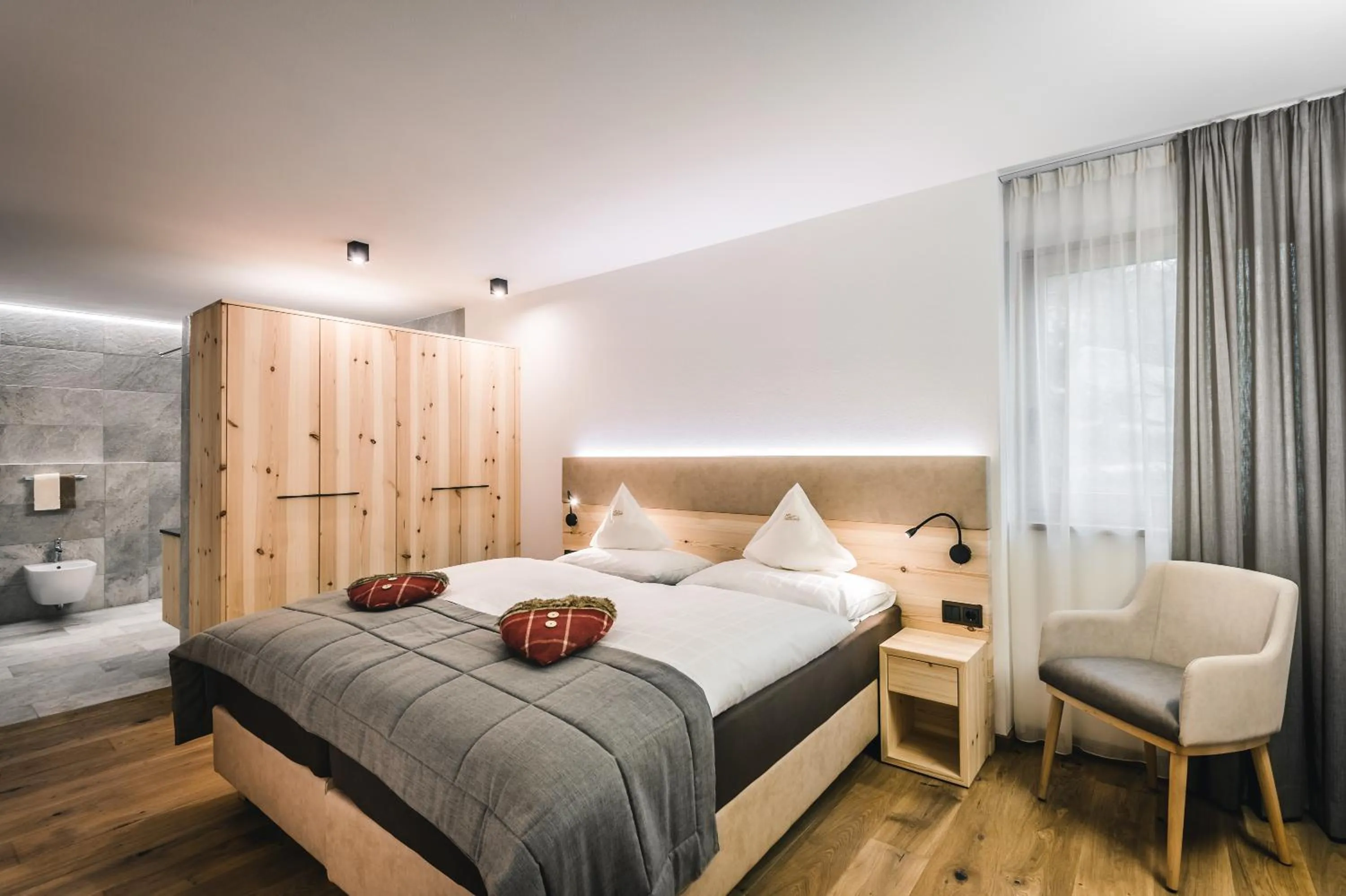 Photo of the whole room, Bed in Lüch de Costa