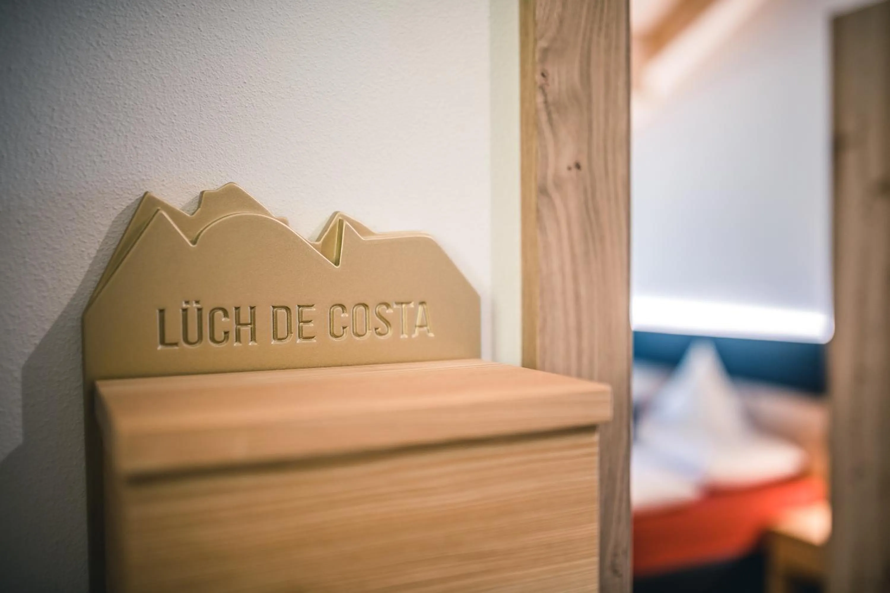 Decorative detail, Bed in Lüch de Costa