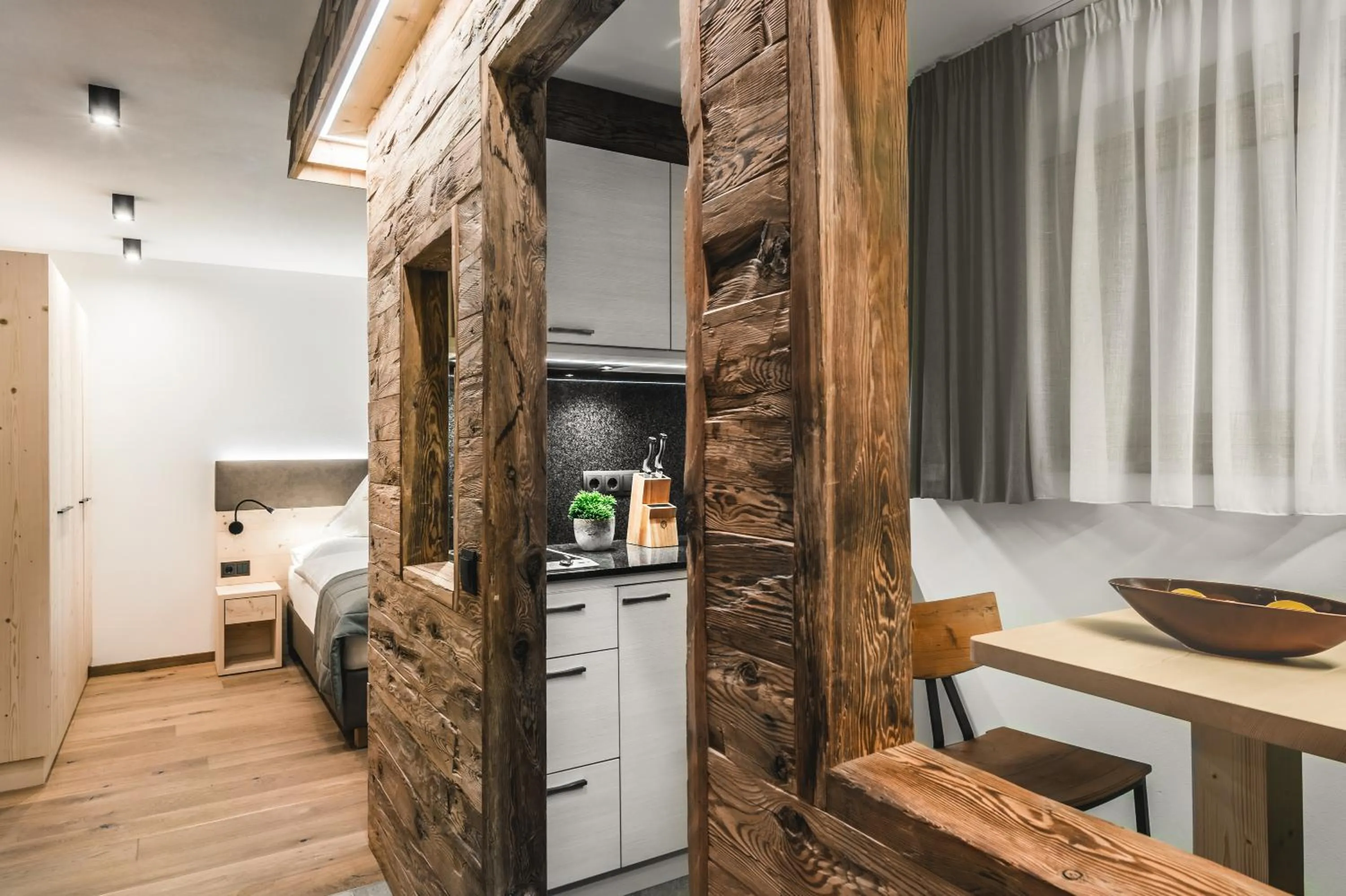 Photo of the whole room in Lüch de Costa