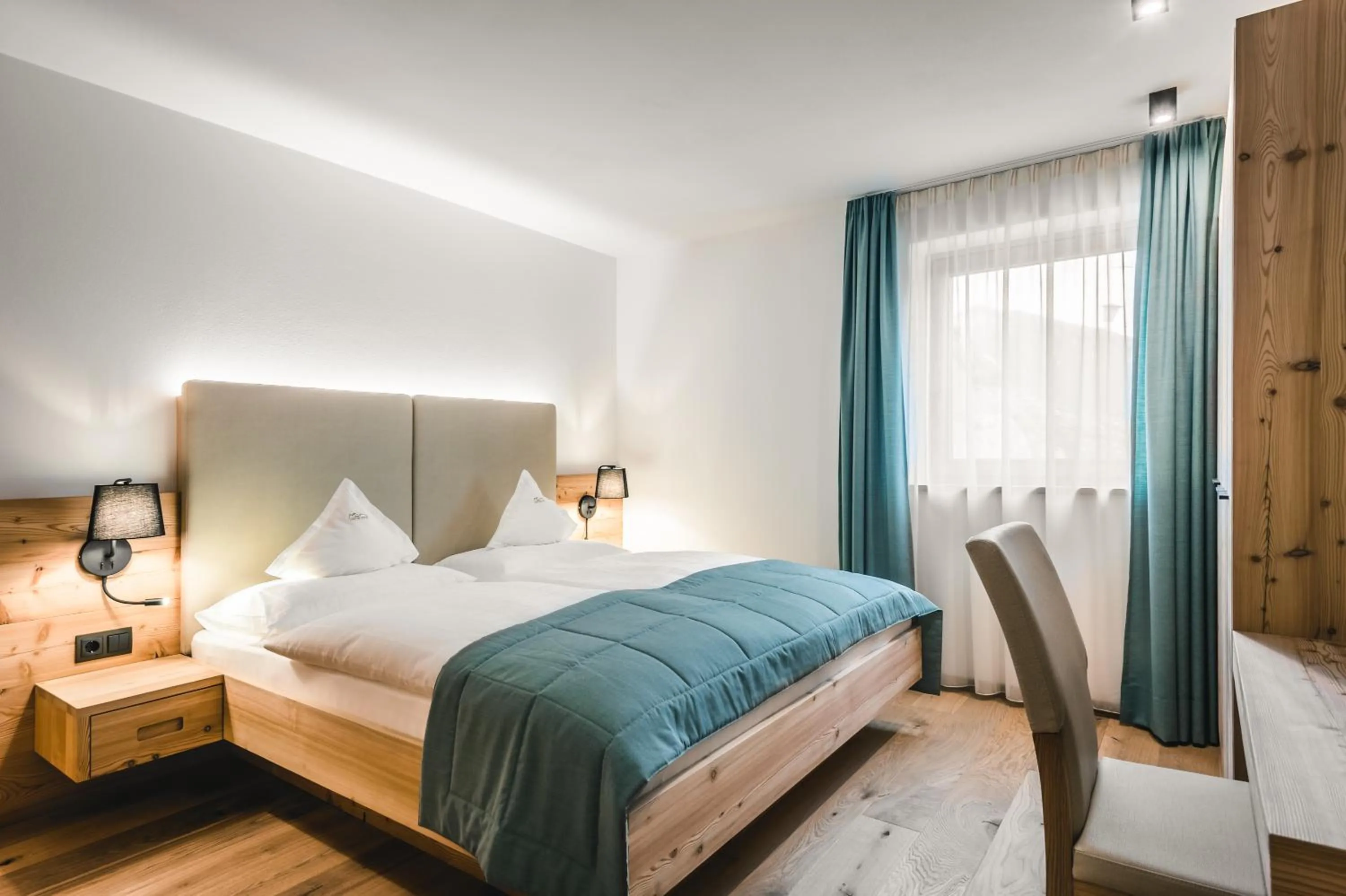 Bedroom, Bed in Lüch de Costa