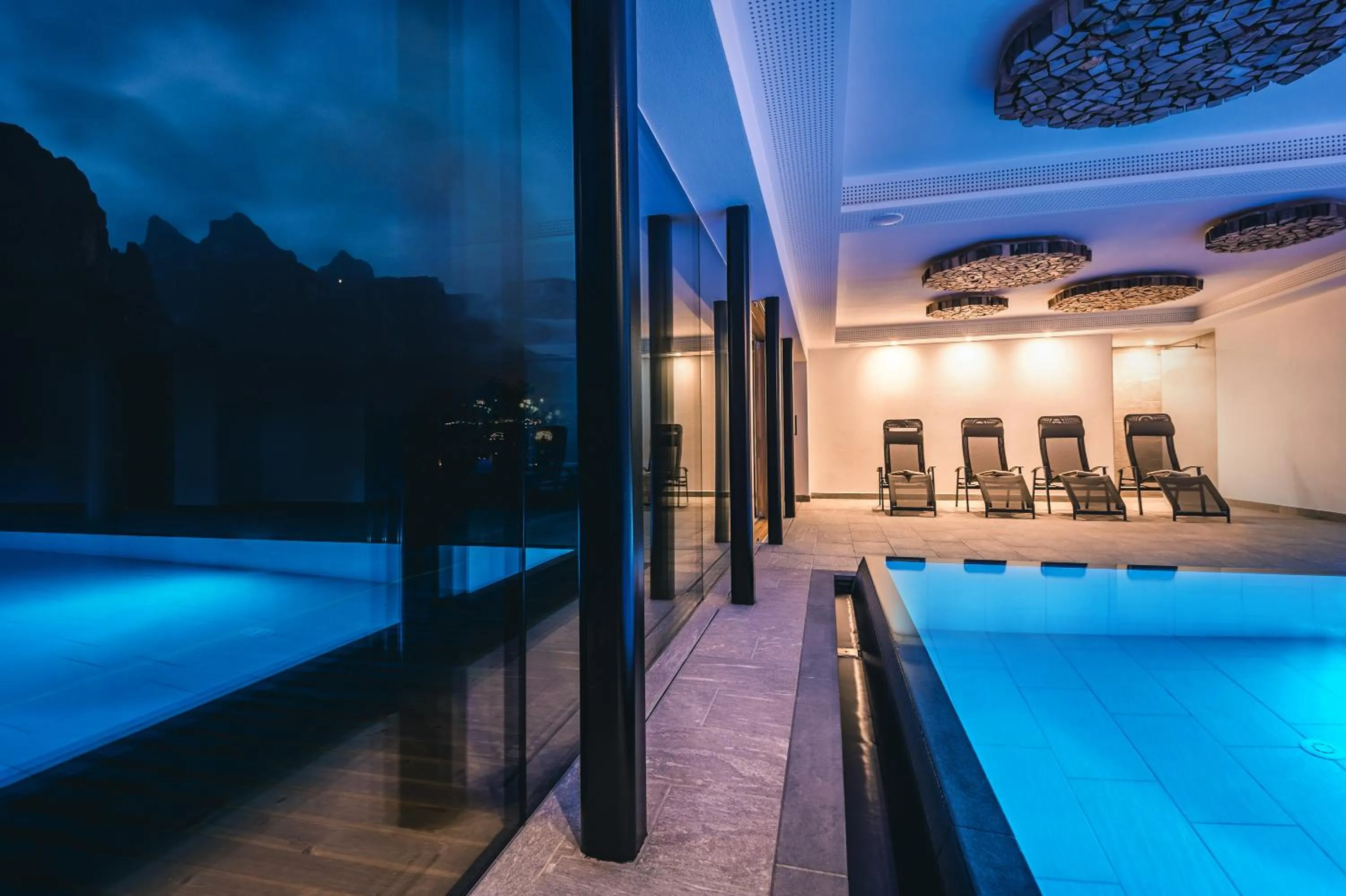 Swimming pool in Lüch de Costa