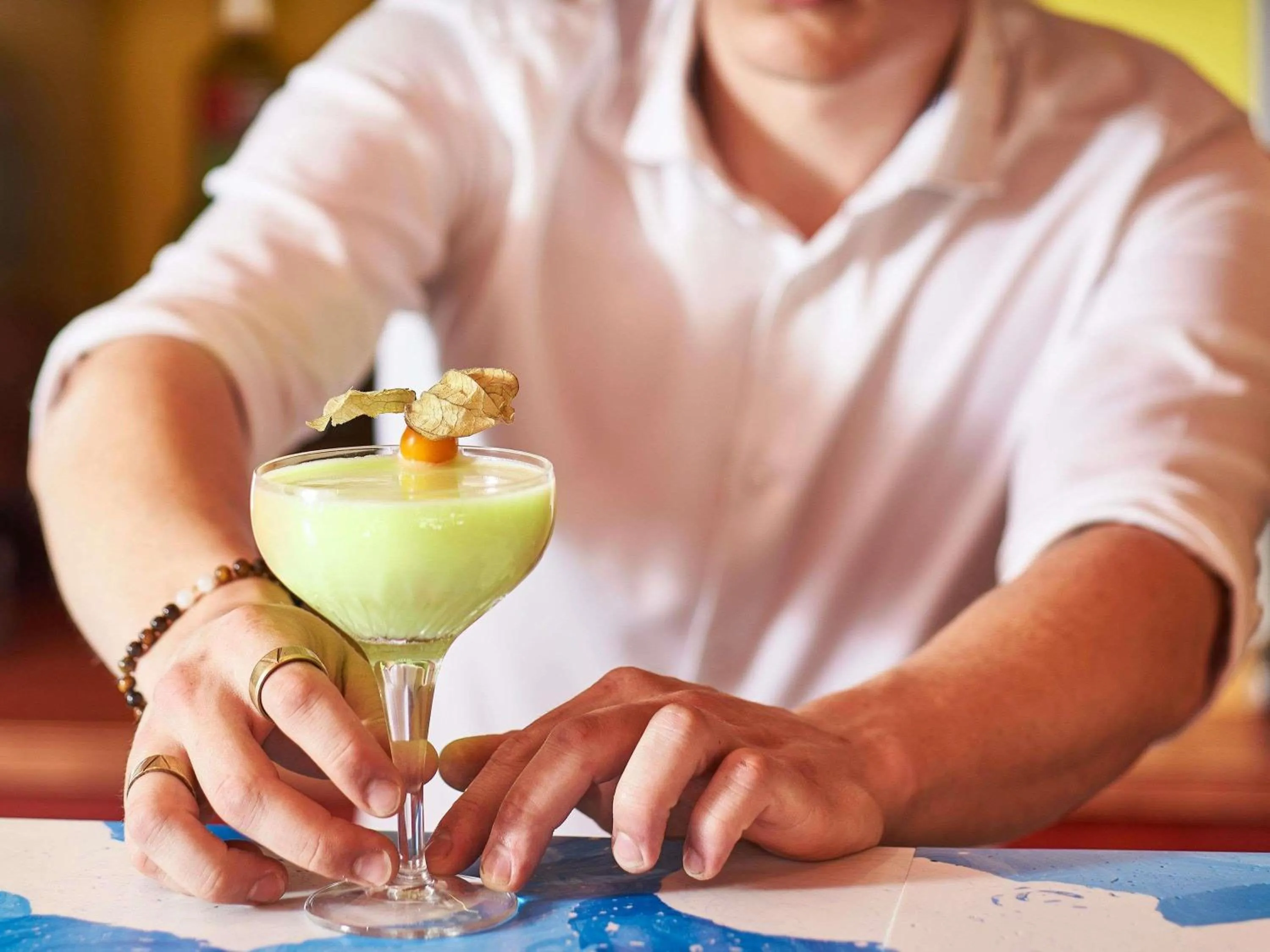 Lounge or bar in Greet Hotel Versailles - Voisins Le Bretonneux