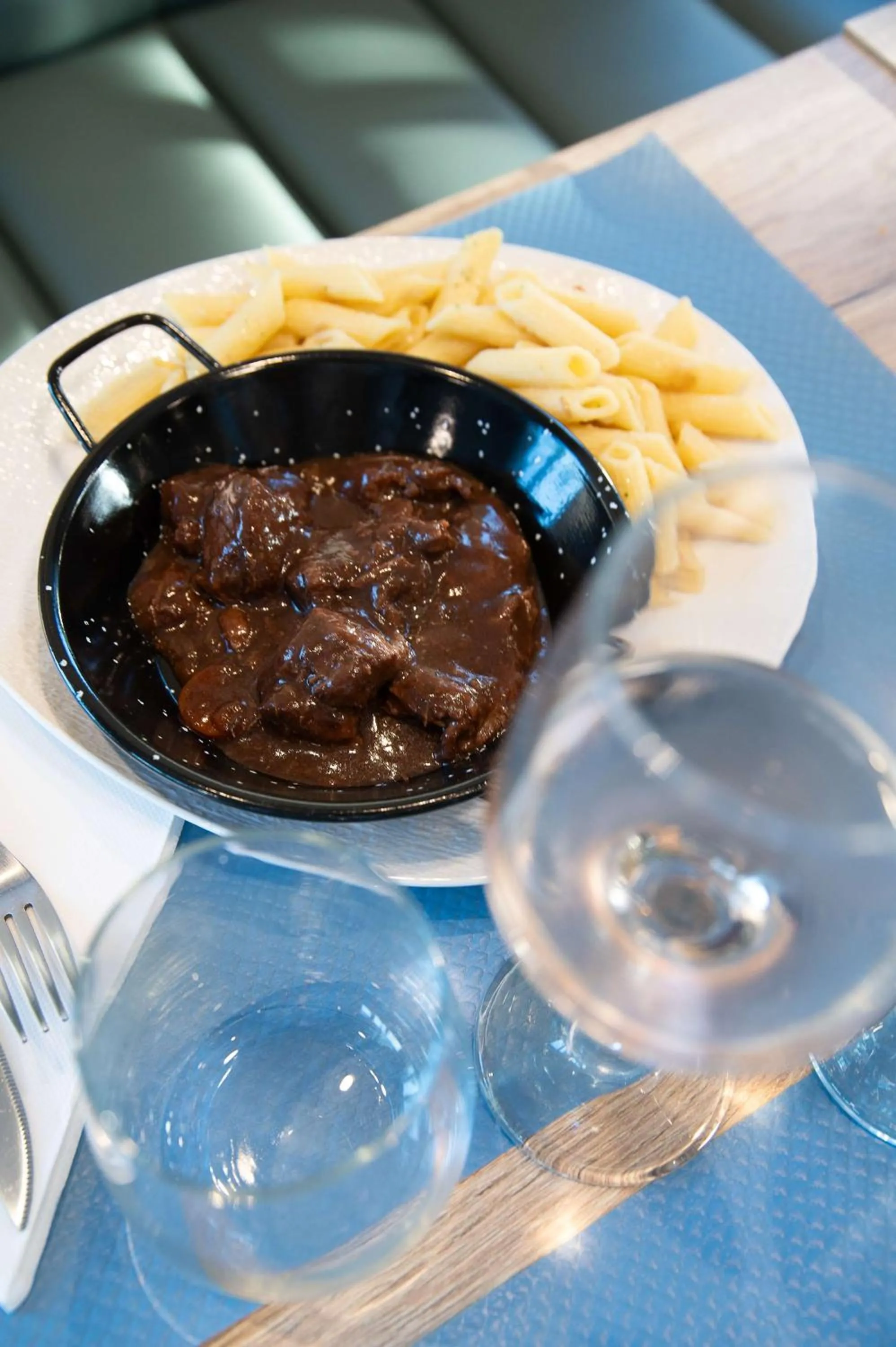 Food and drinks in Sure Hotel by Best Western Rochefort-sur-Mer