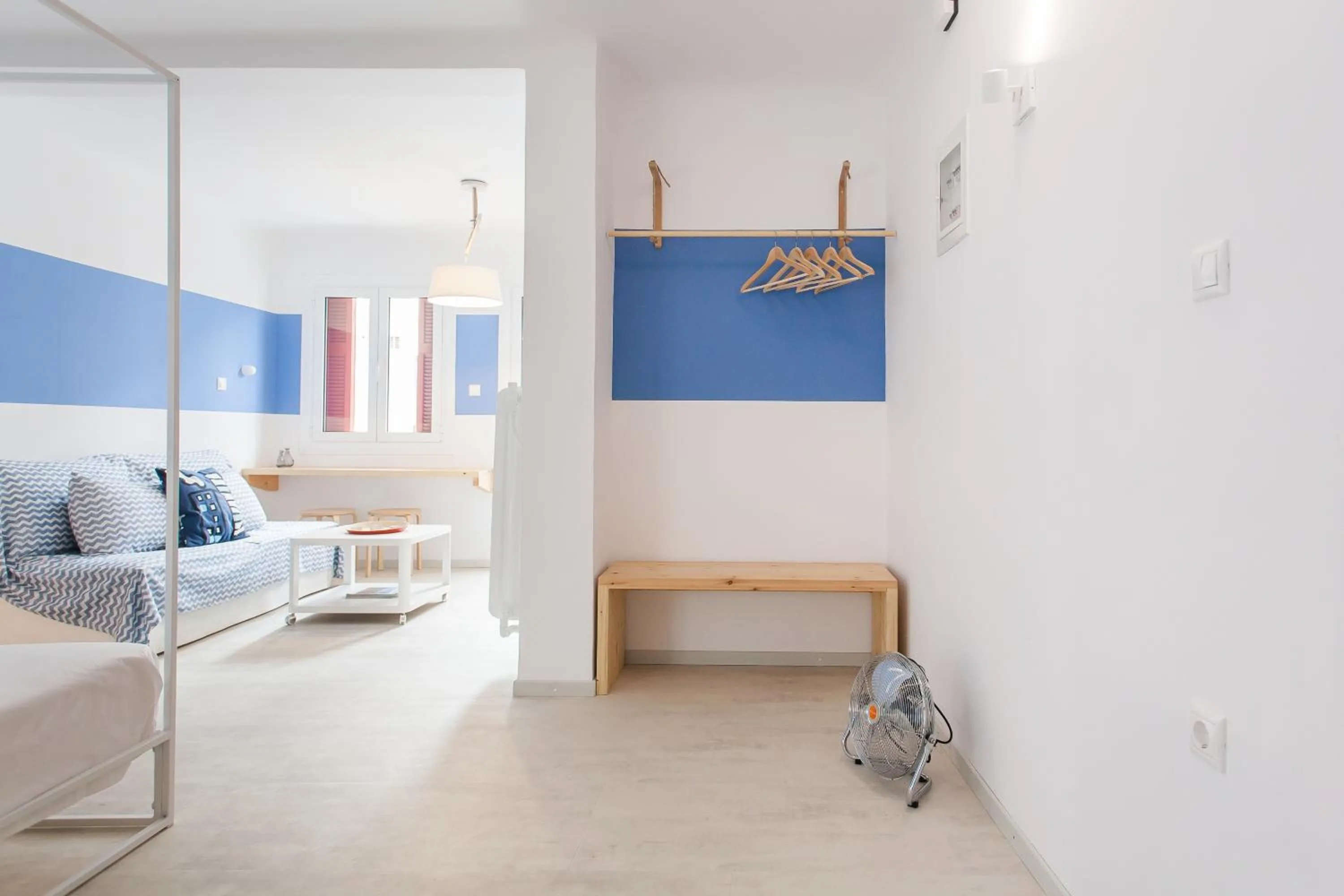 Living room, Bed in Karitsi Place