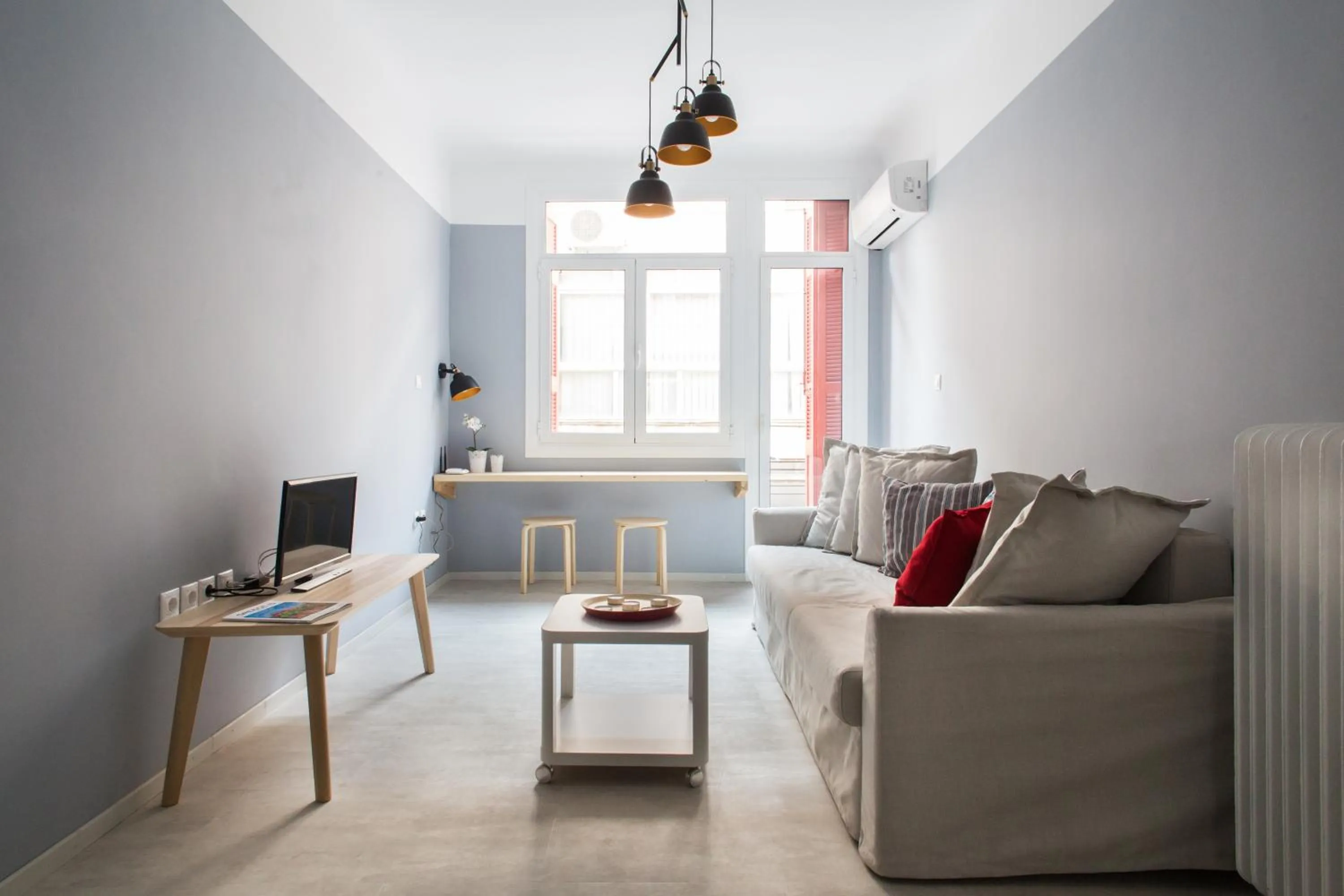 TV and multimedia in Karitsi Place