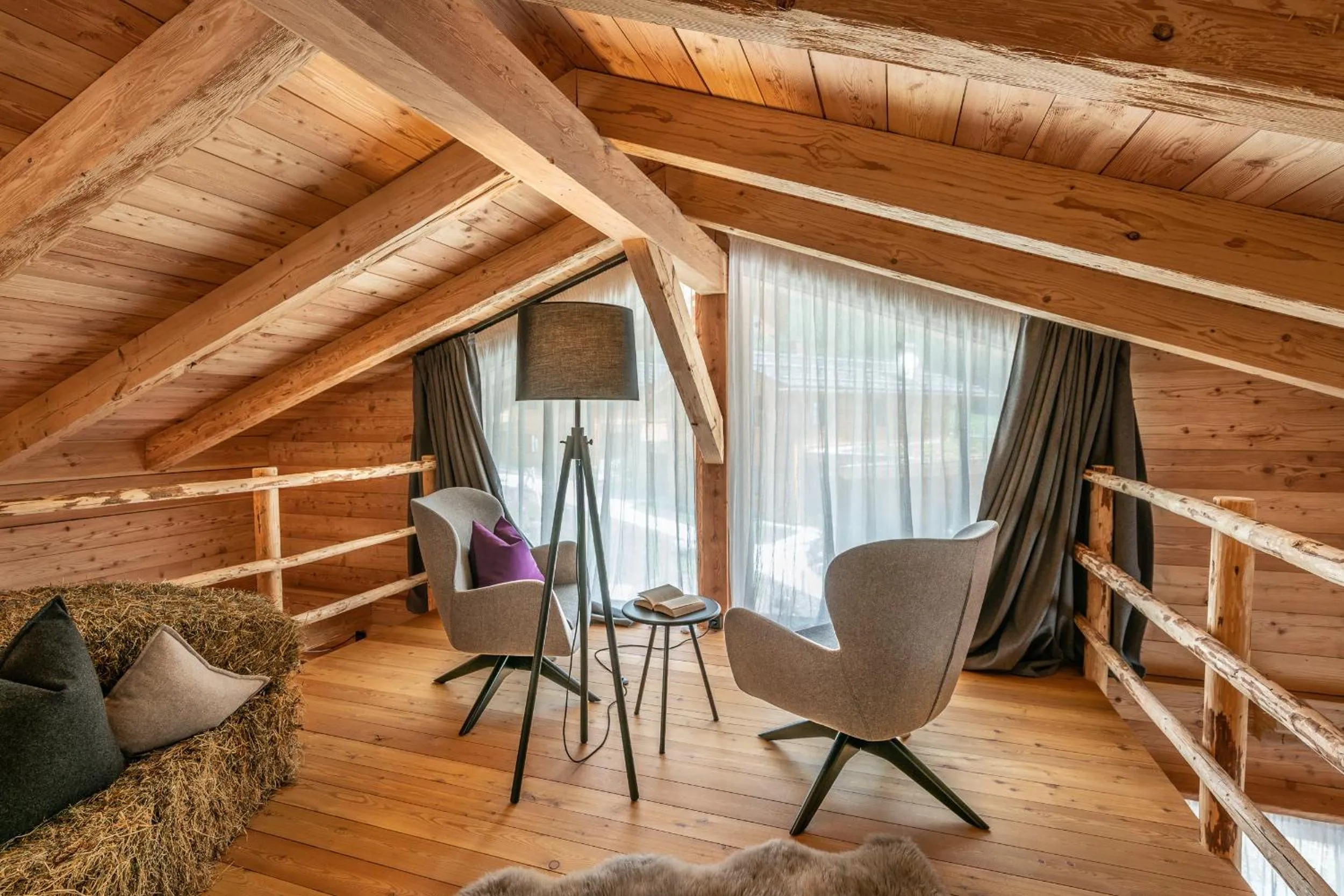 Living room in Valsegg Chalets Südtirol - luxury and private hideaway