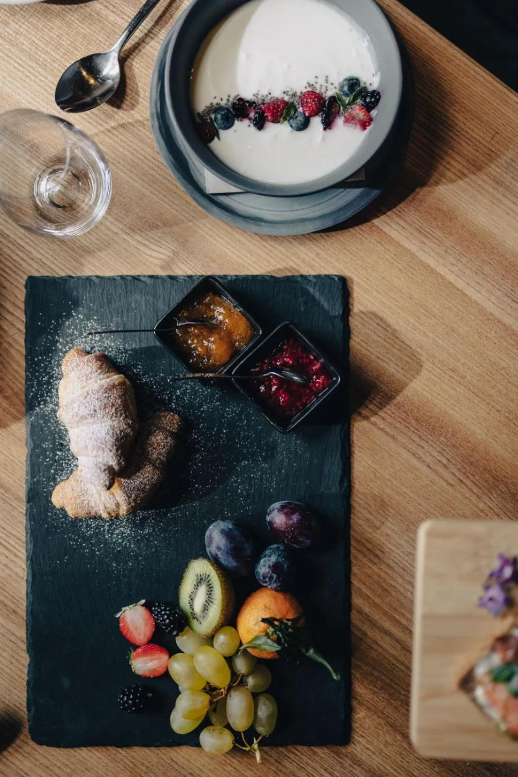 Breakfast in Valsegg Chalets Südtirol - luxury and private hideaway