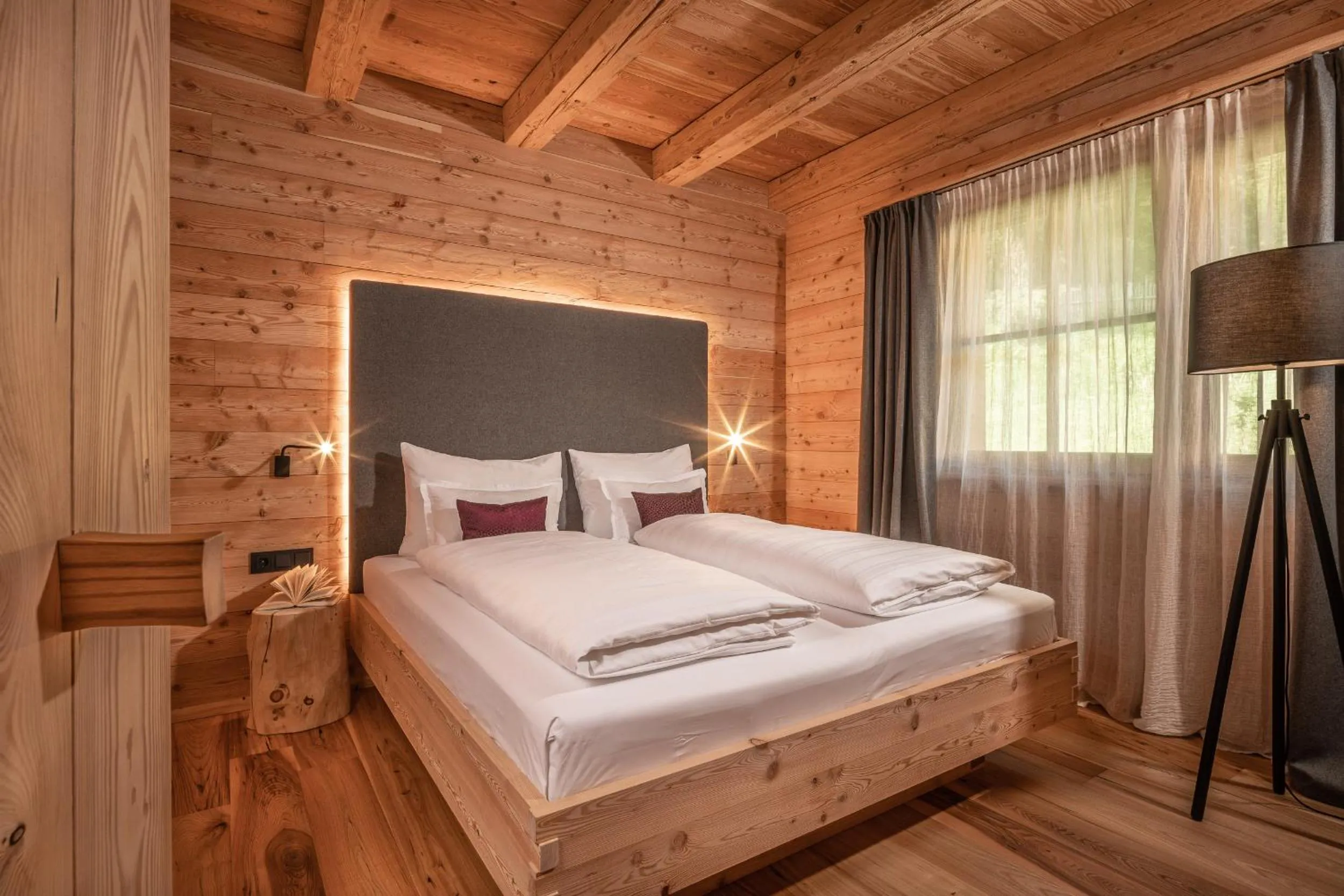Bedroom, Bed in Valsegg Chalets Südtirol - luxury and private hideaway