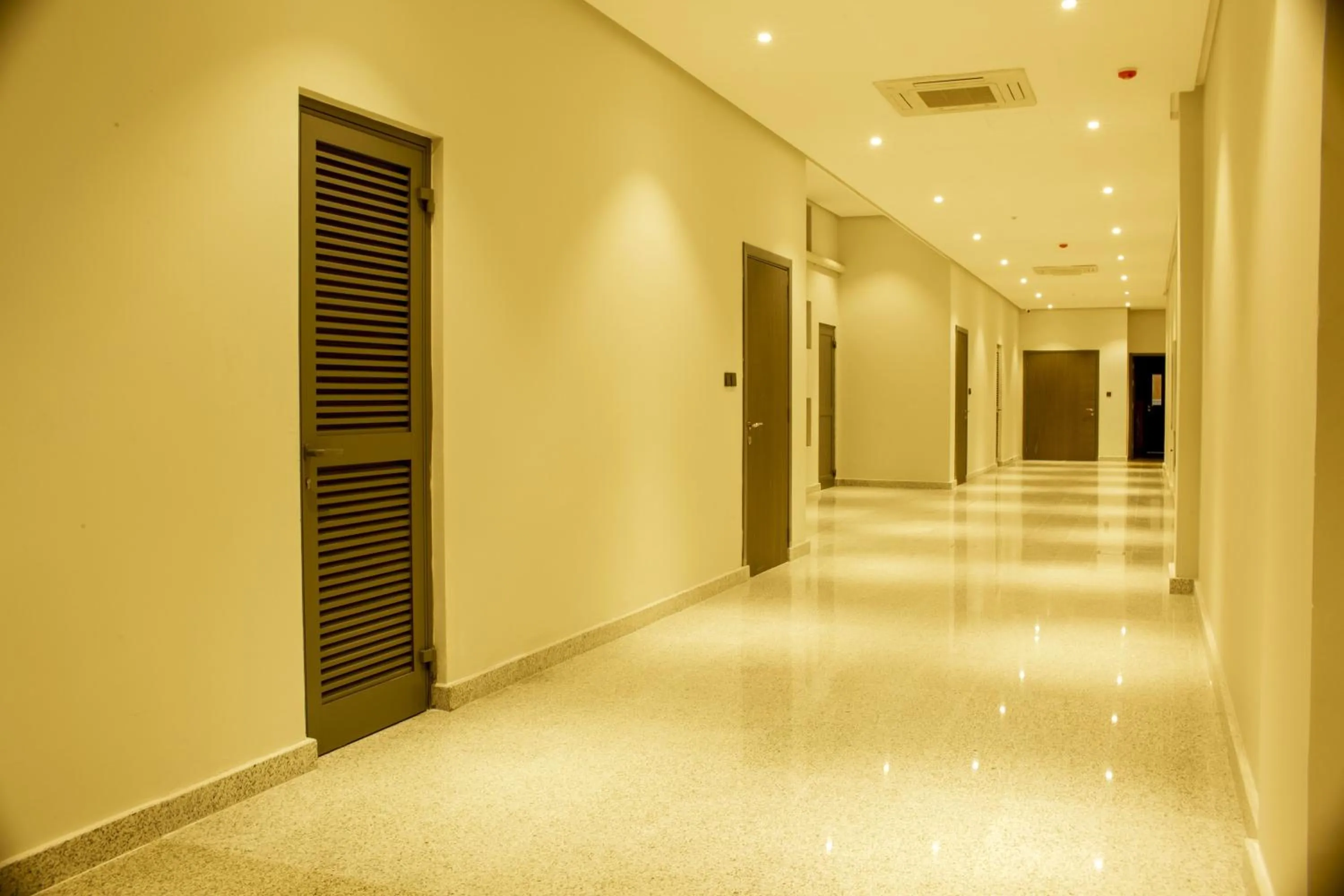 Lobby or reception in Infinity Tower Suites WLL