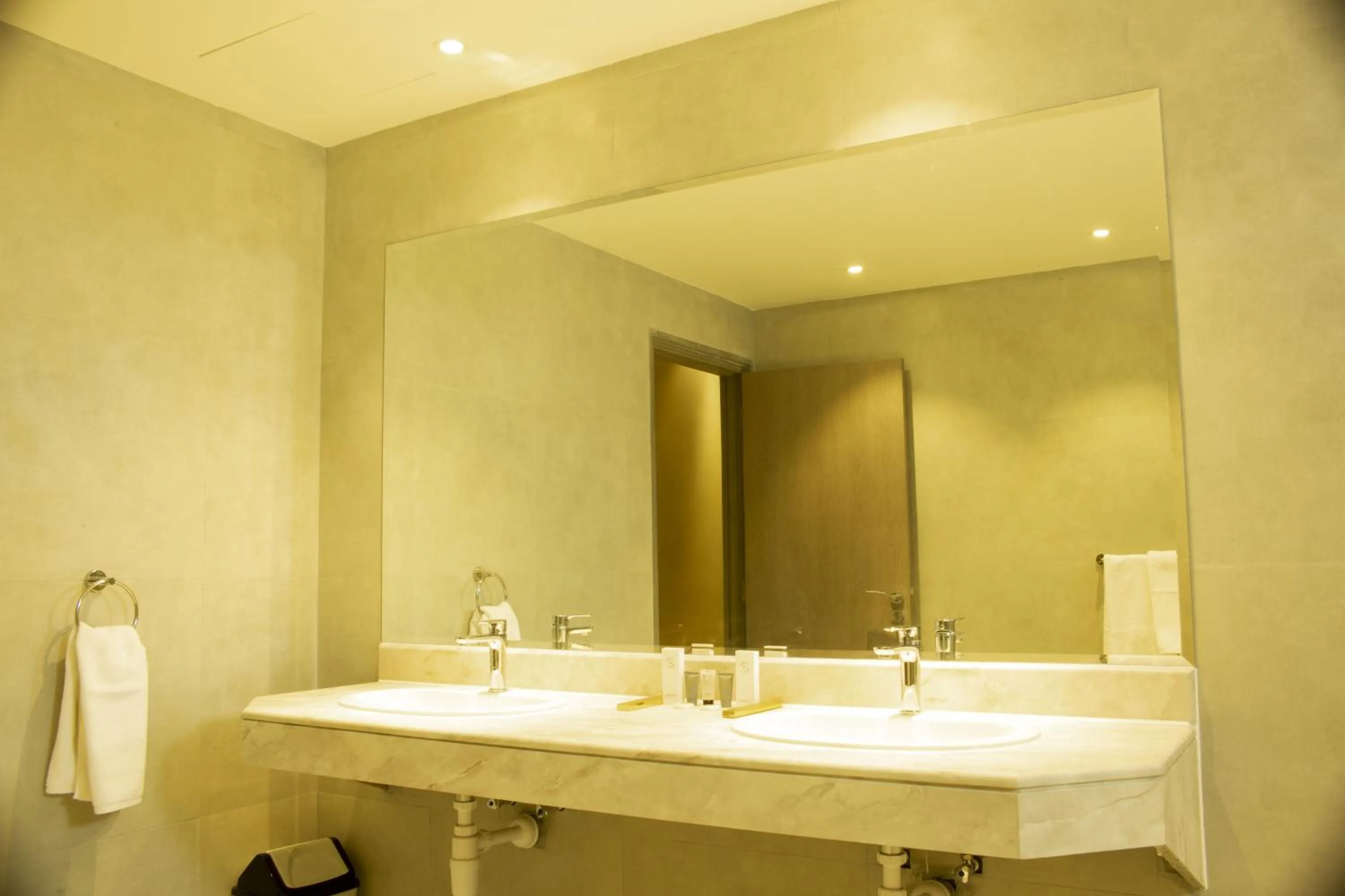Bathroom in Infinity Tower Suites WLL