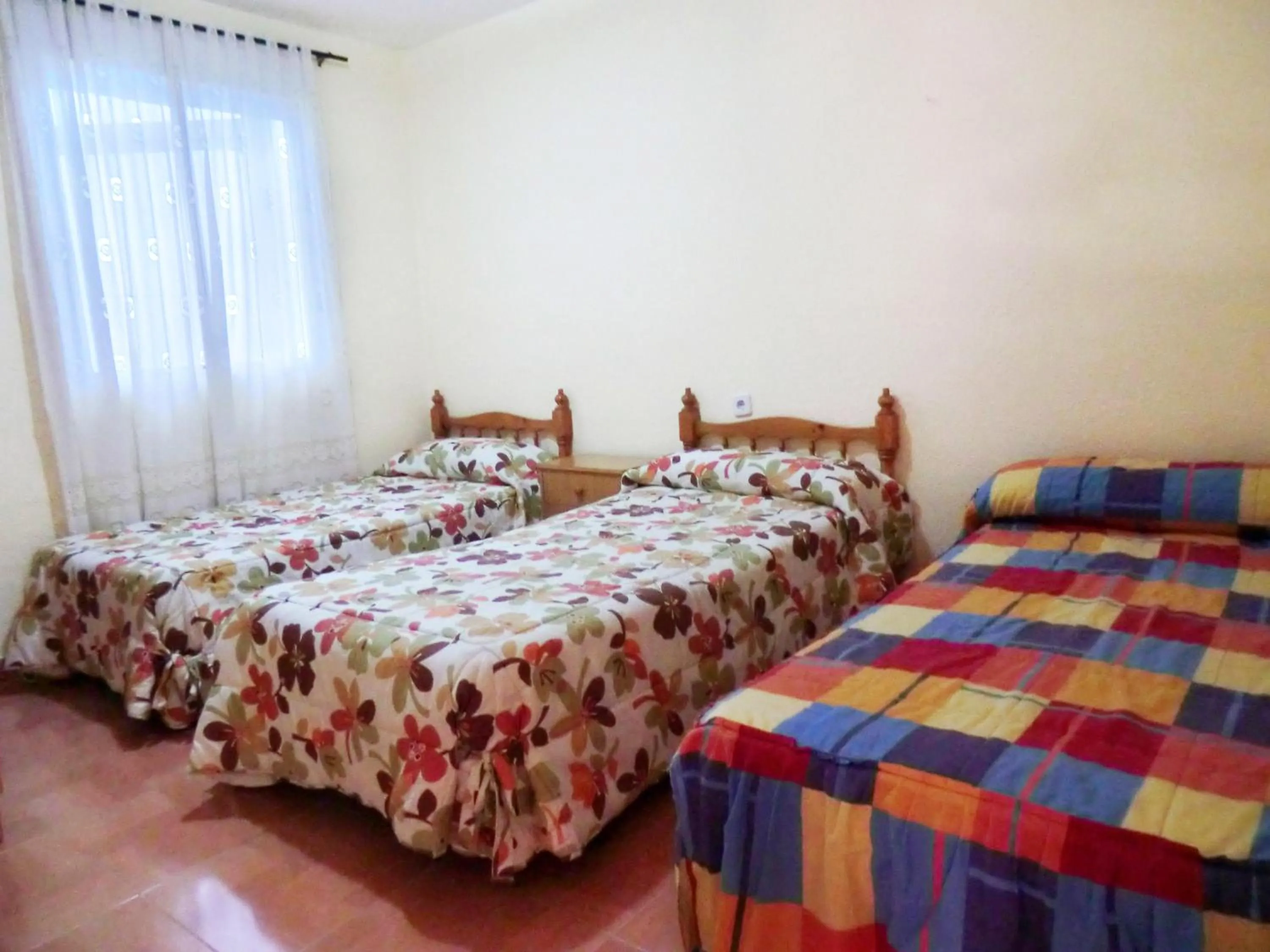 Bedroom, Bed in Apartamento Huelin