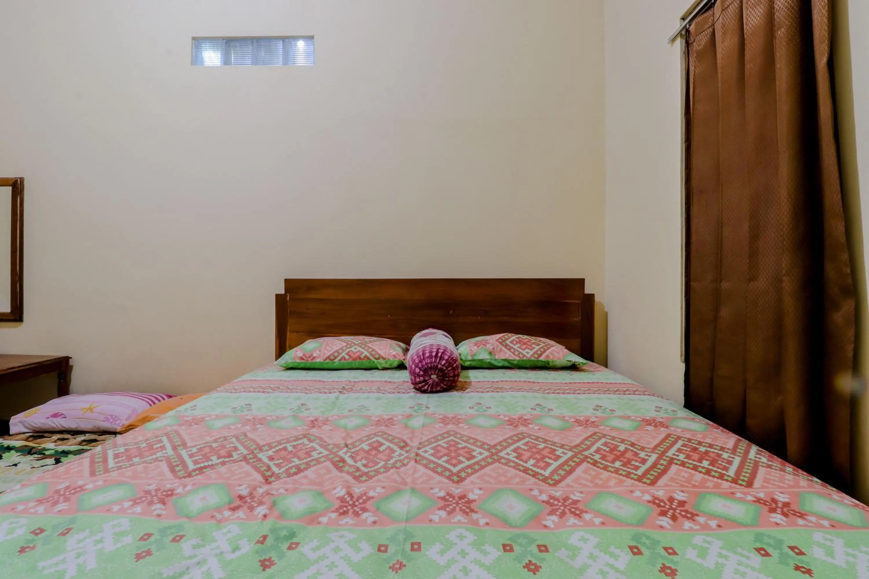 Bedroom, Bed in Penginapan Barokah