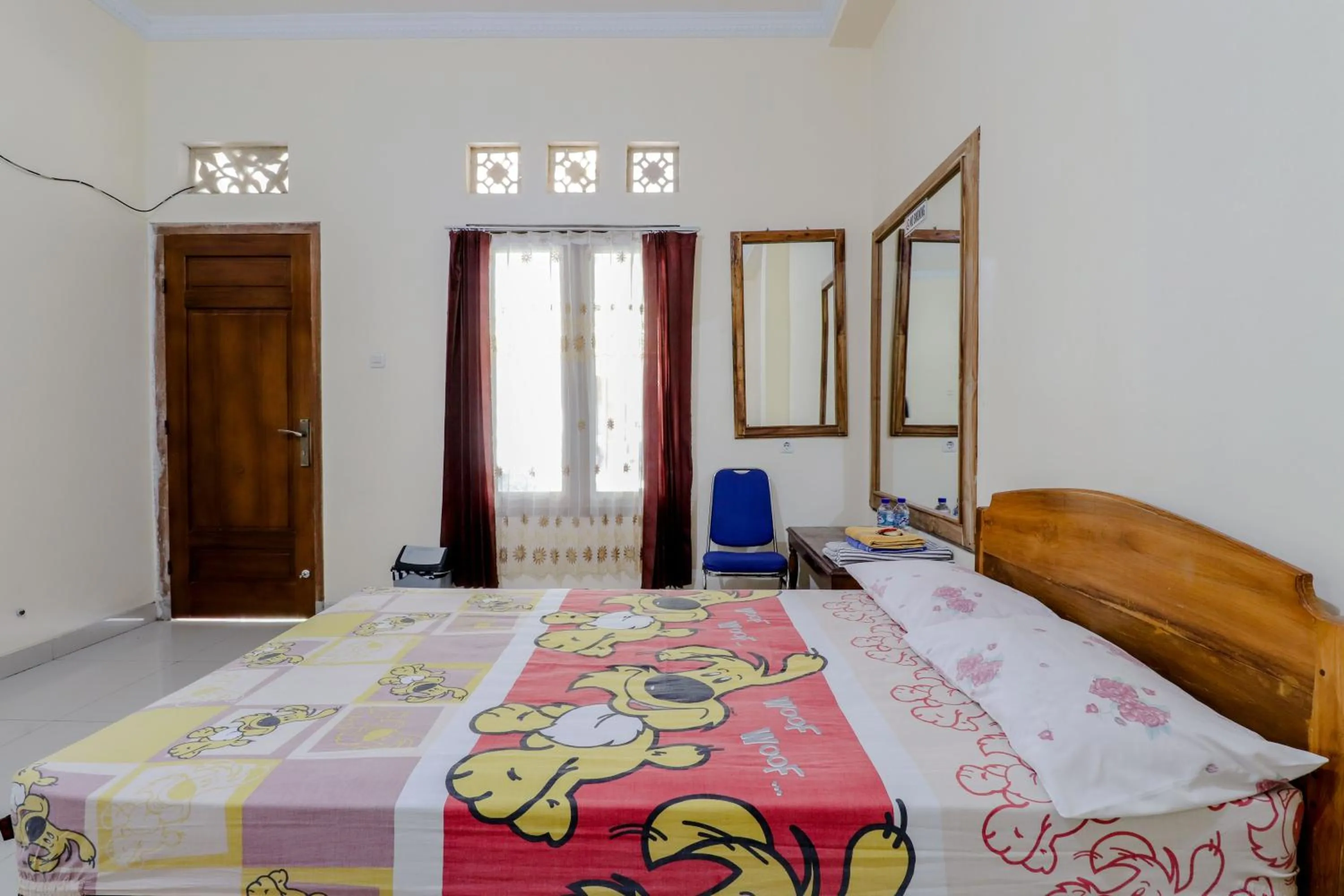 Bedroom, Bed in Penginapan Barokah