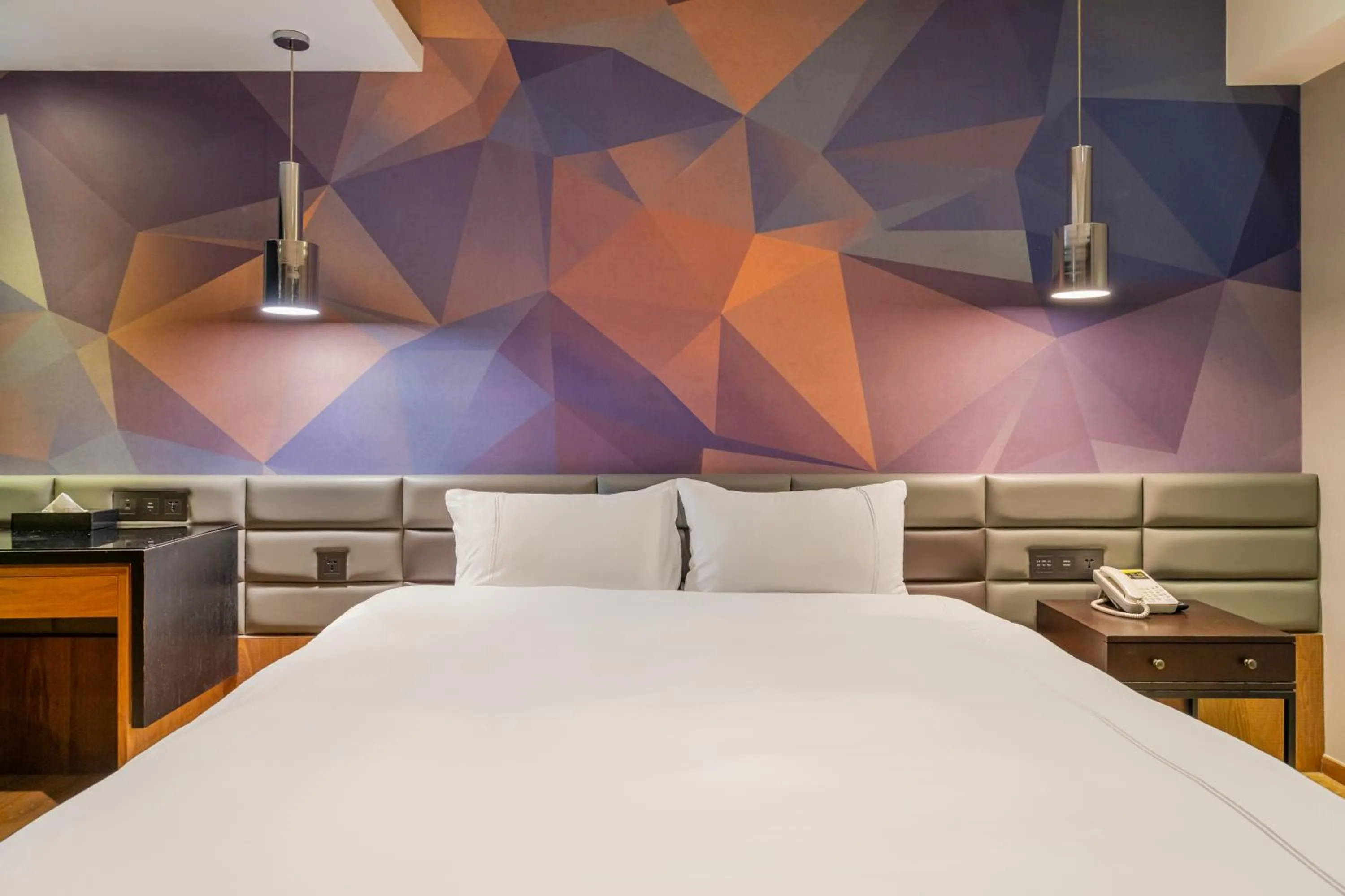 Bed in CHECK inn Taichung Wenxin Zhongqing