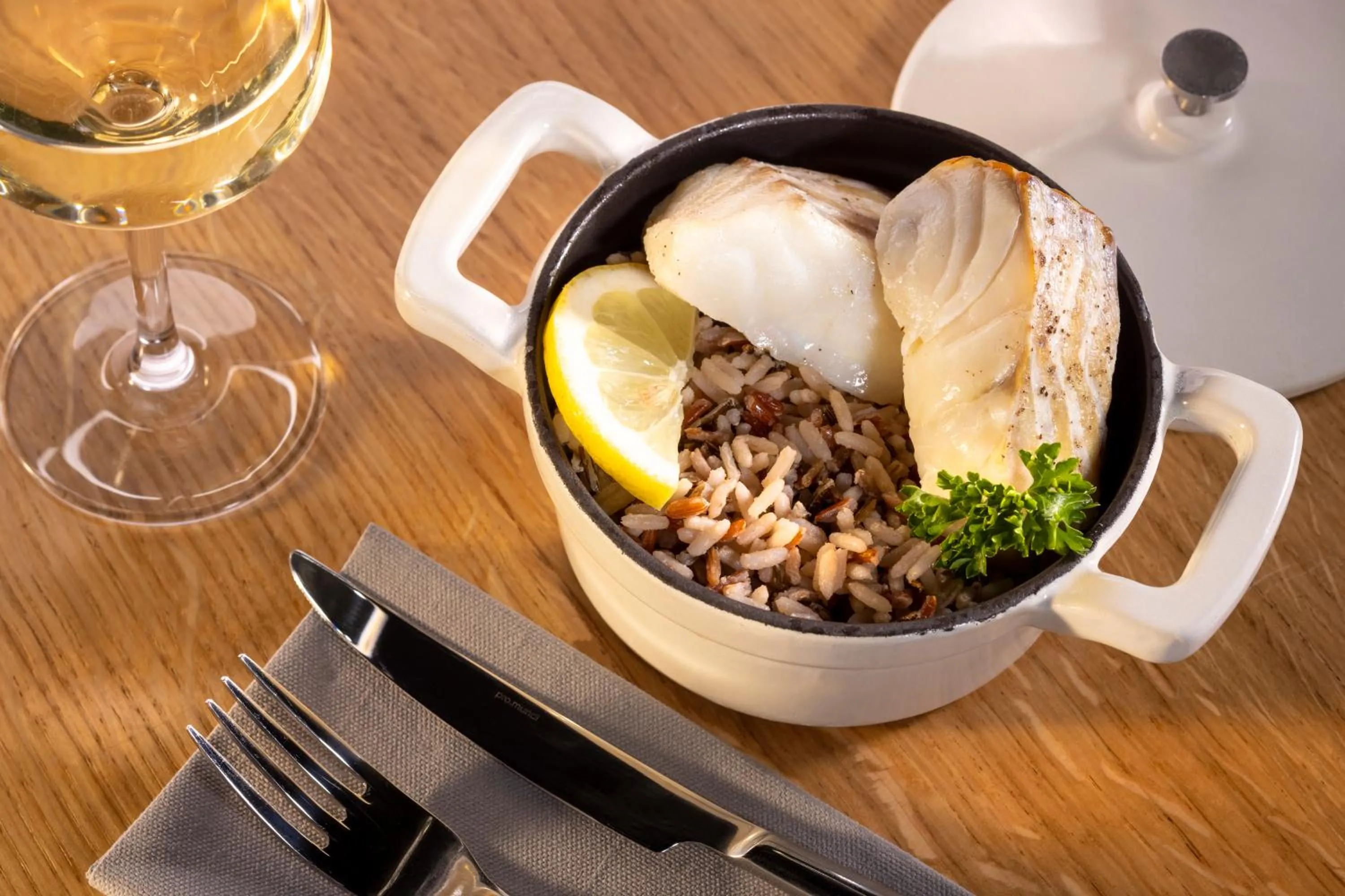 Restaurant/places to eat in Terre de Provence Hôtel & Spa