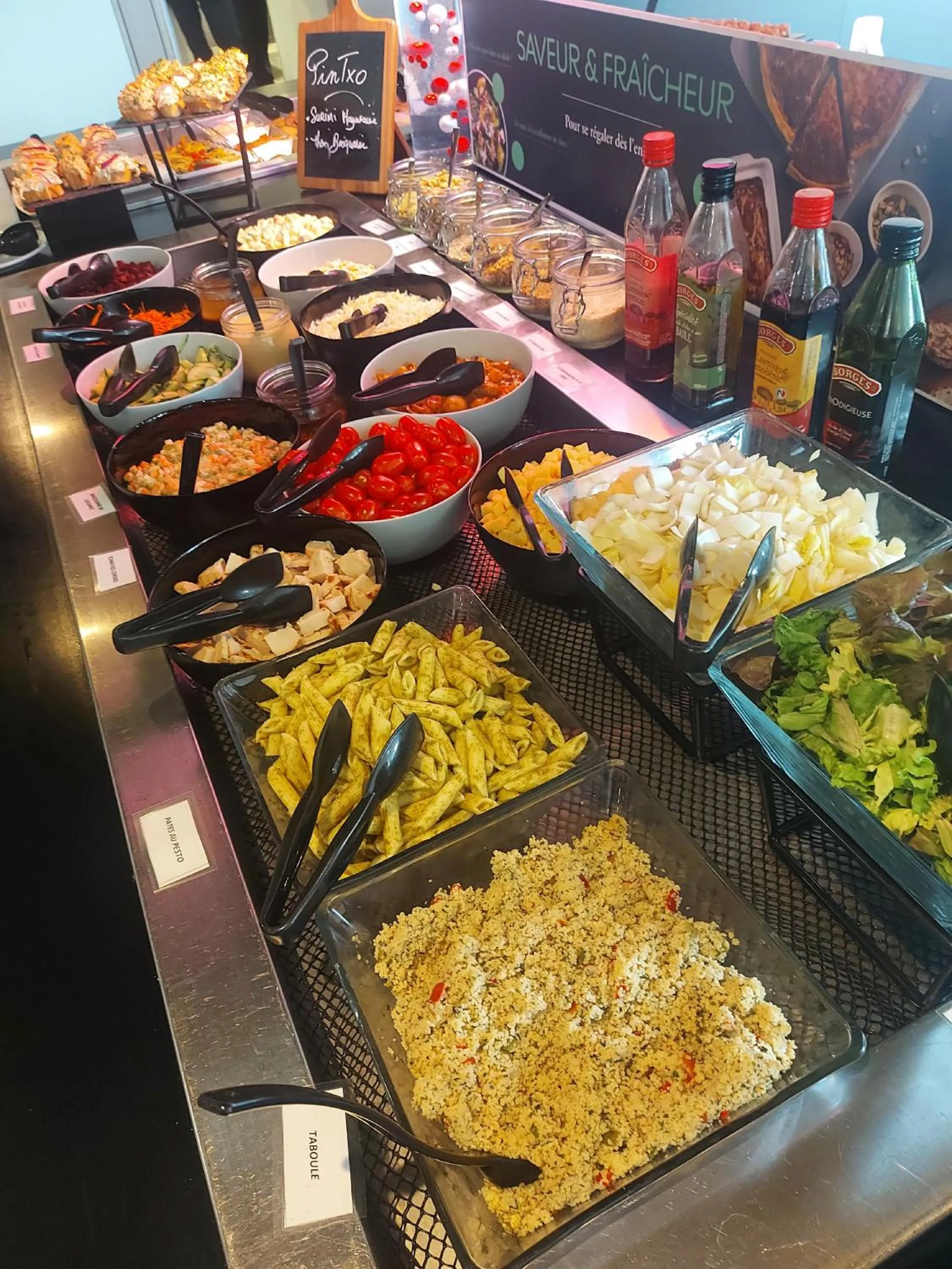 Restaurant/places to eat in Campanile Bordeaux Ouest - Mérignac Aéroport