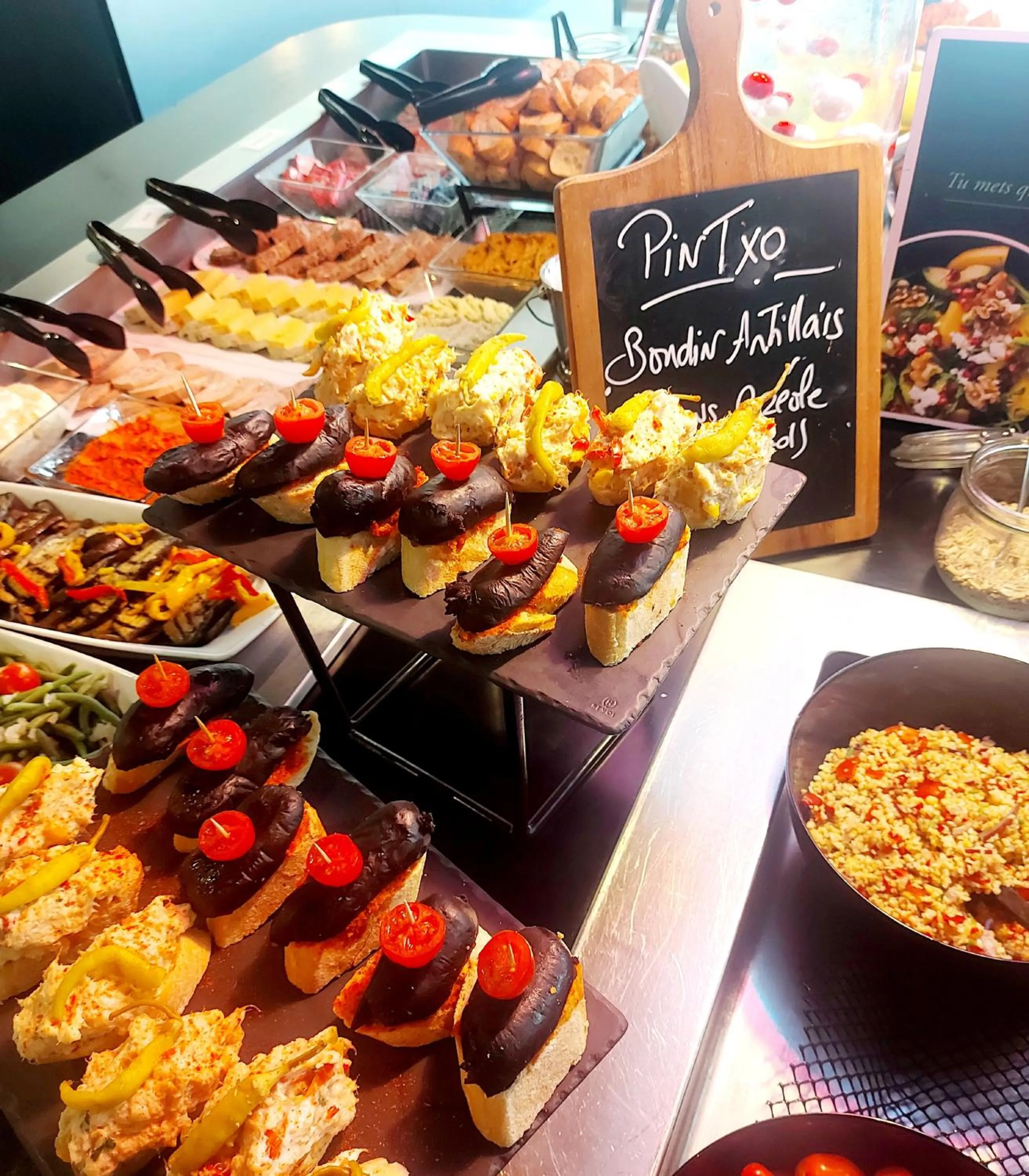 Restaurant/places to eat in Campanile Bordeaux Ouest - Mérignac Aéroport