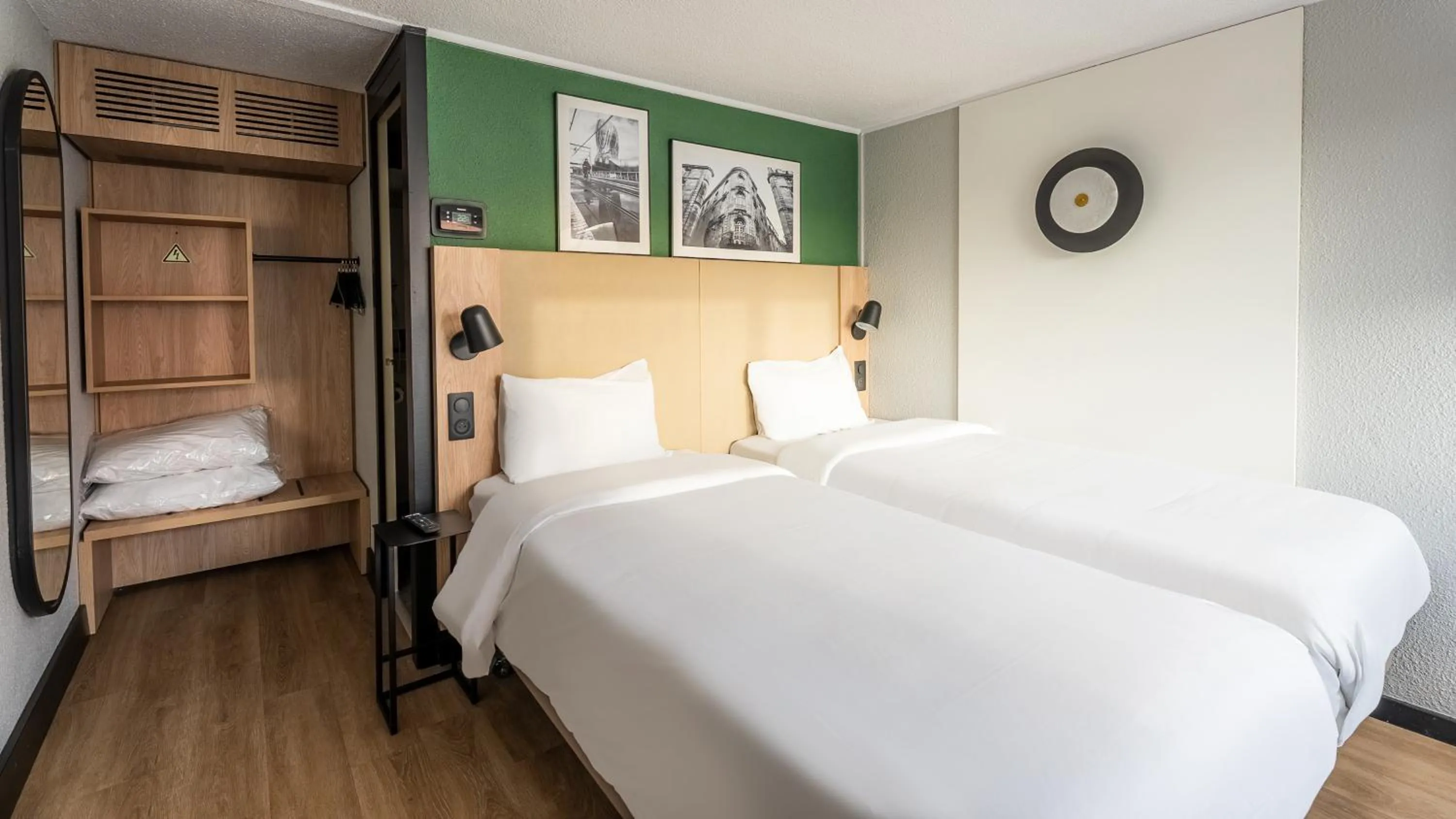 Bed in Campanile Brest - Gouesnou Aeroport