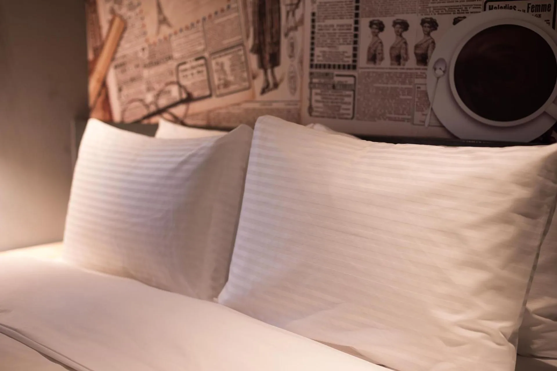 Decorative detail, Bed in Sunrise Hotel