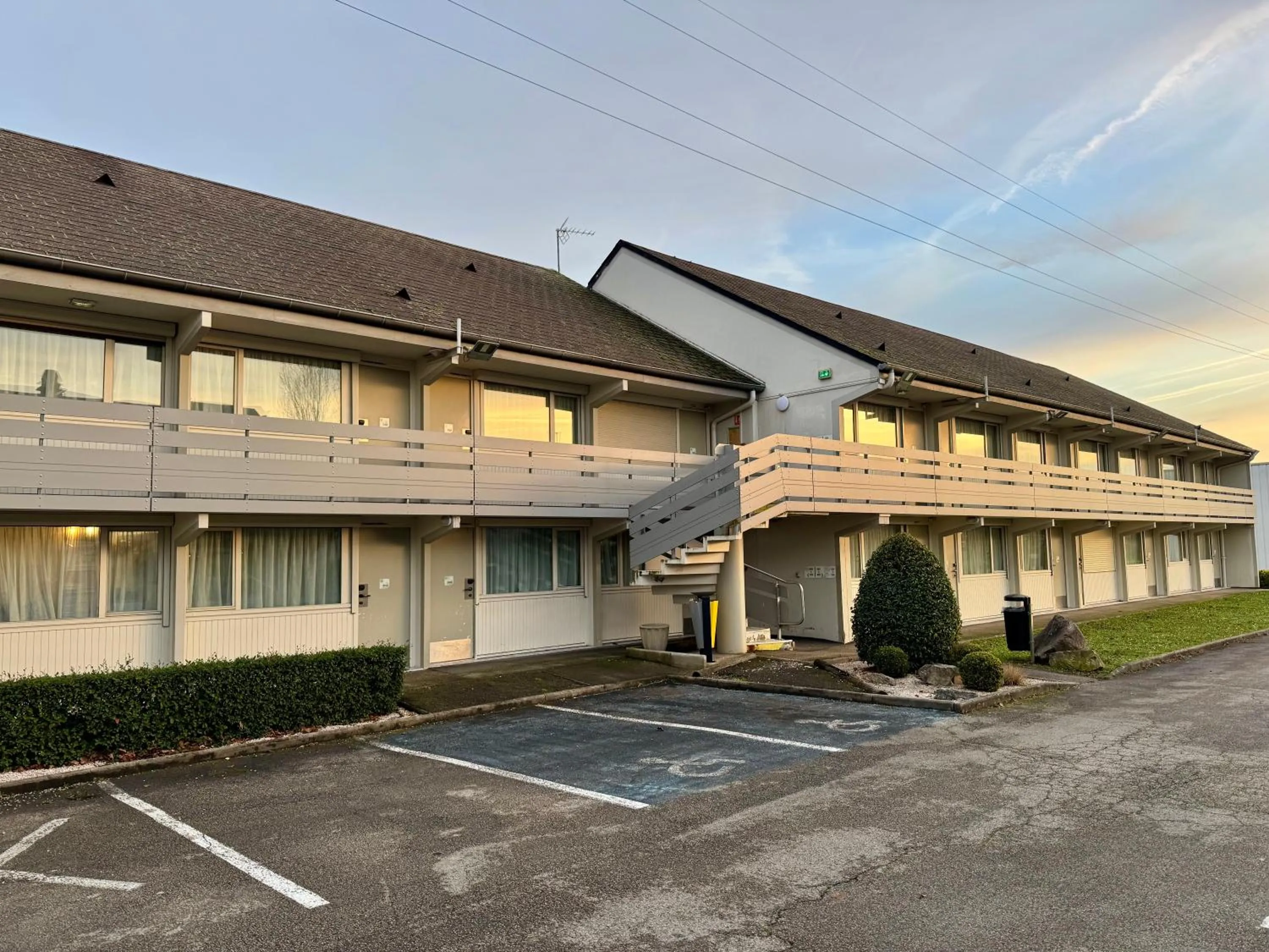 Property building in Campanile Dijon Sud - Marsannay