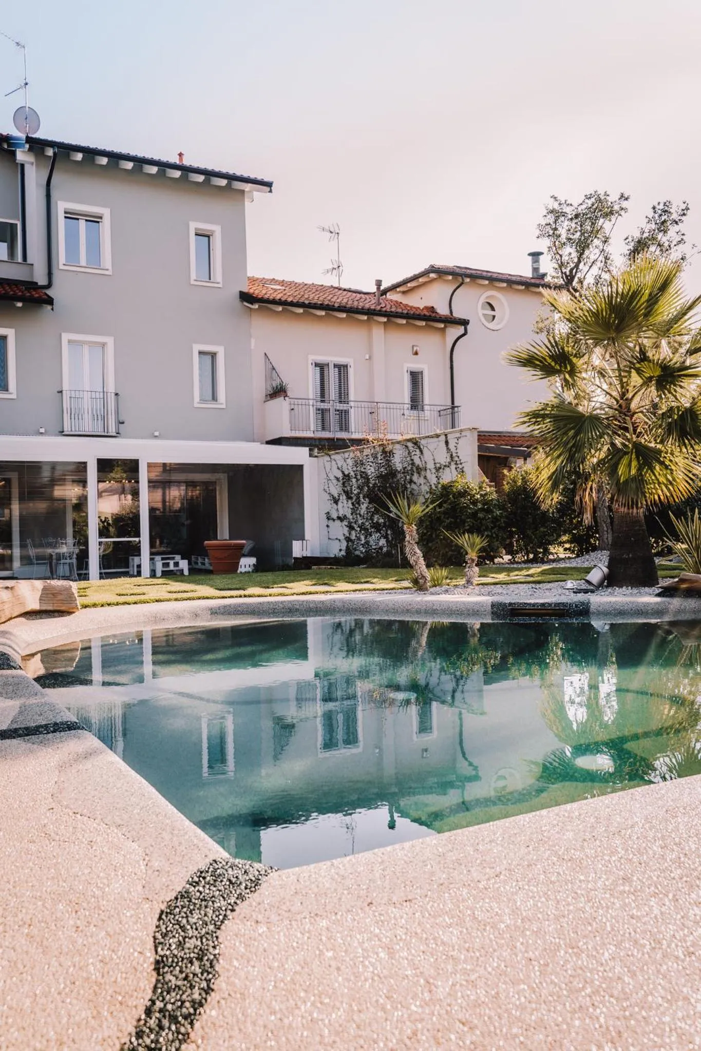 Swimming pool in Gruppo Luxe Domus Vigevano