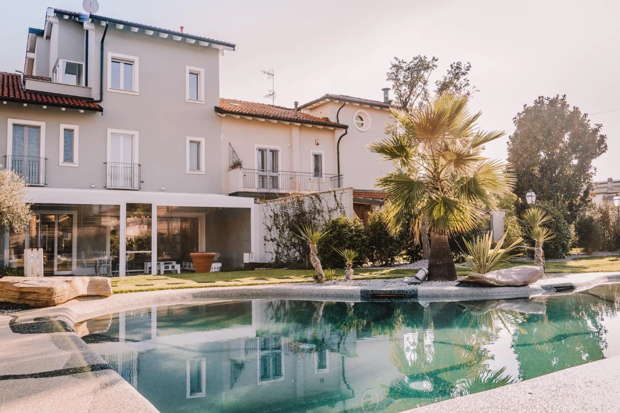 Swimming pool in Gruppo Luxe Domus Vigevano