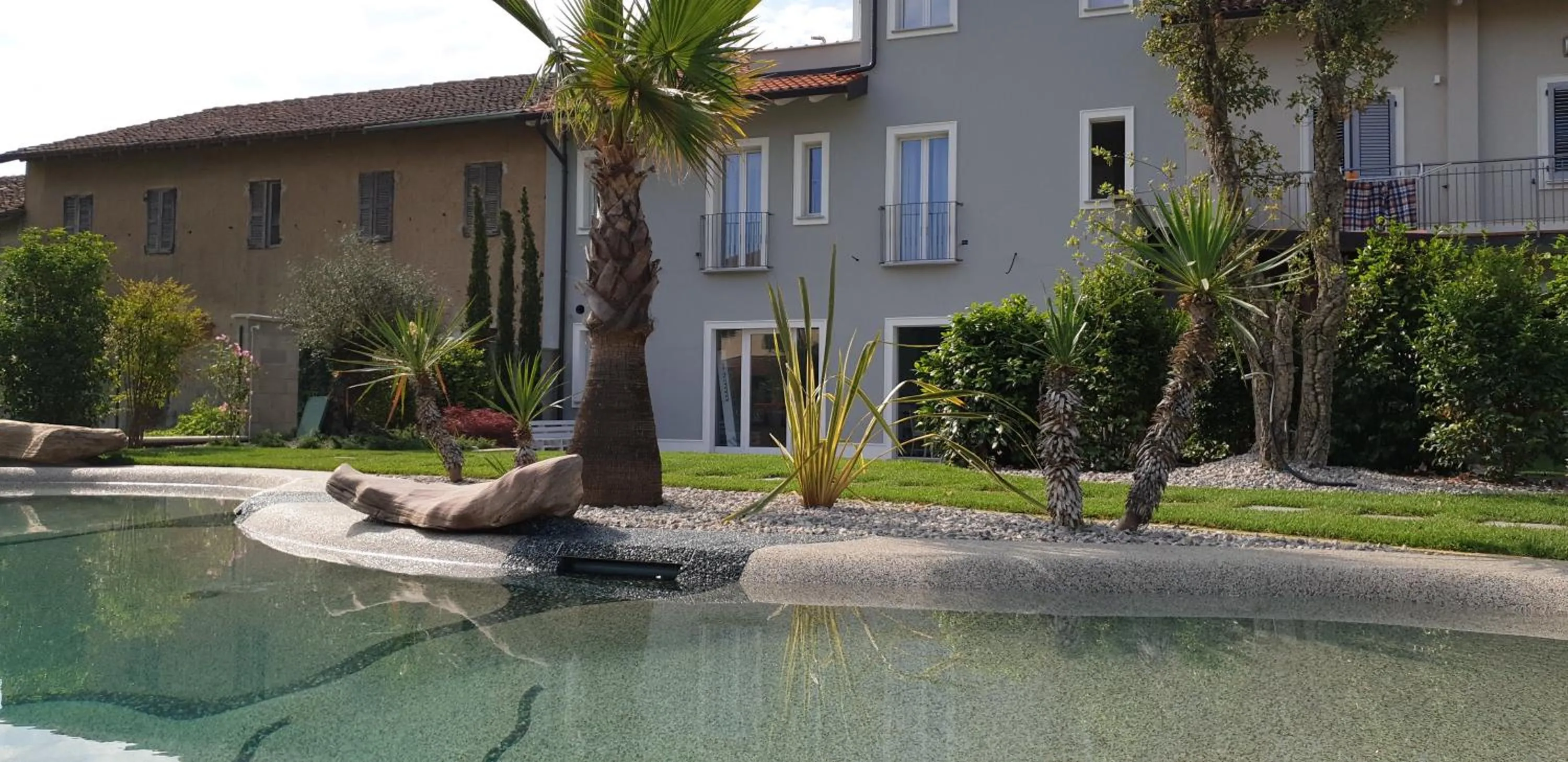 Swimming pool in Gruppo Luxe Domus Vigevano