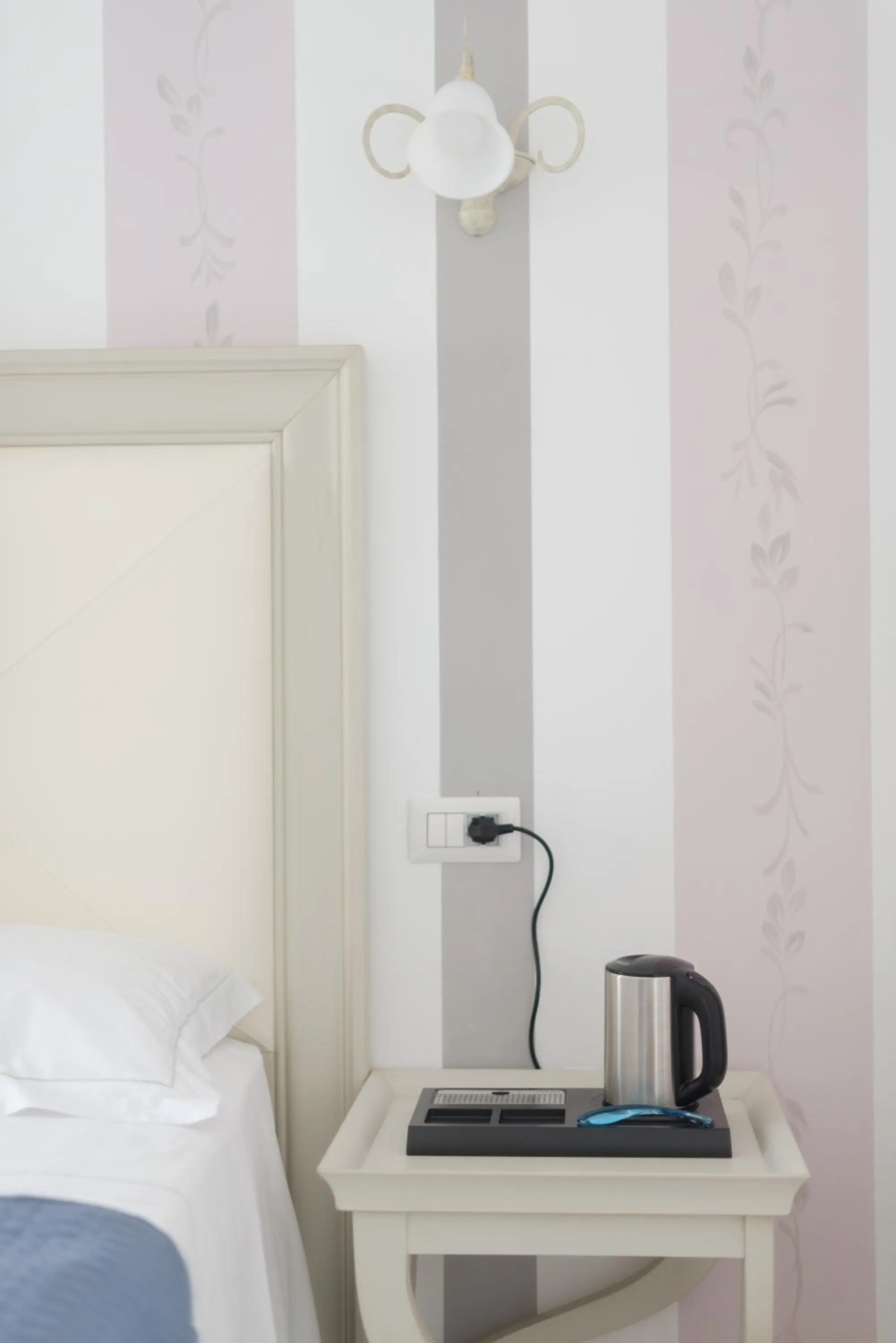 Food and drinks, Bed in Gruppo Luxe Domus Vigevano