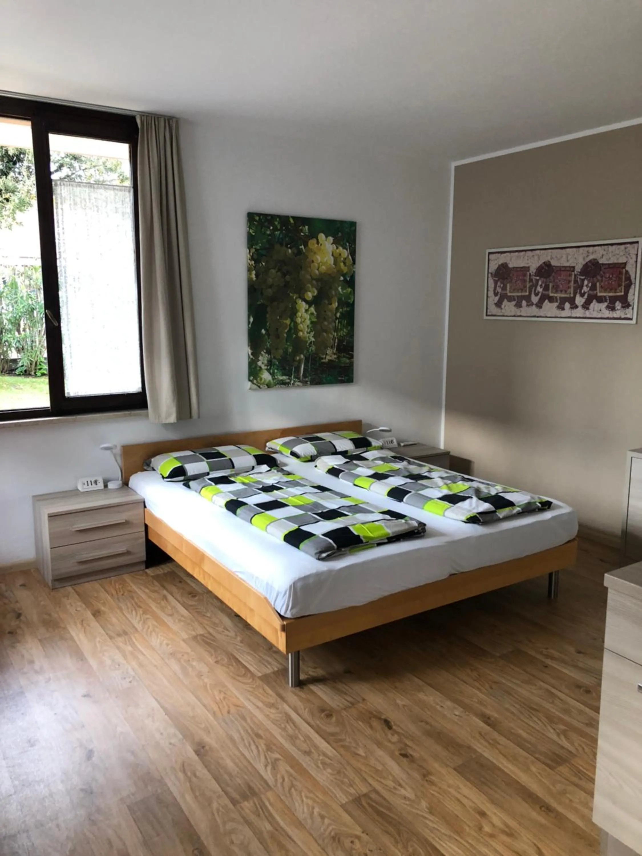 Bed in Lugana 17