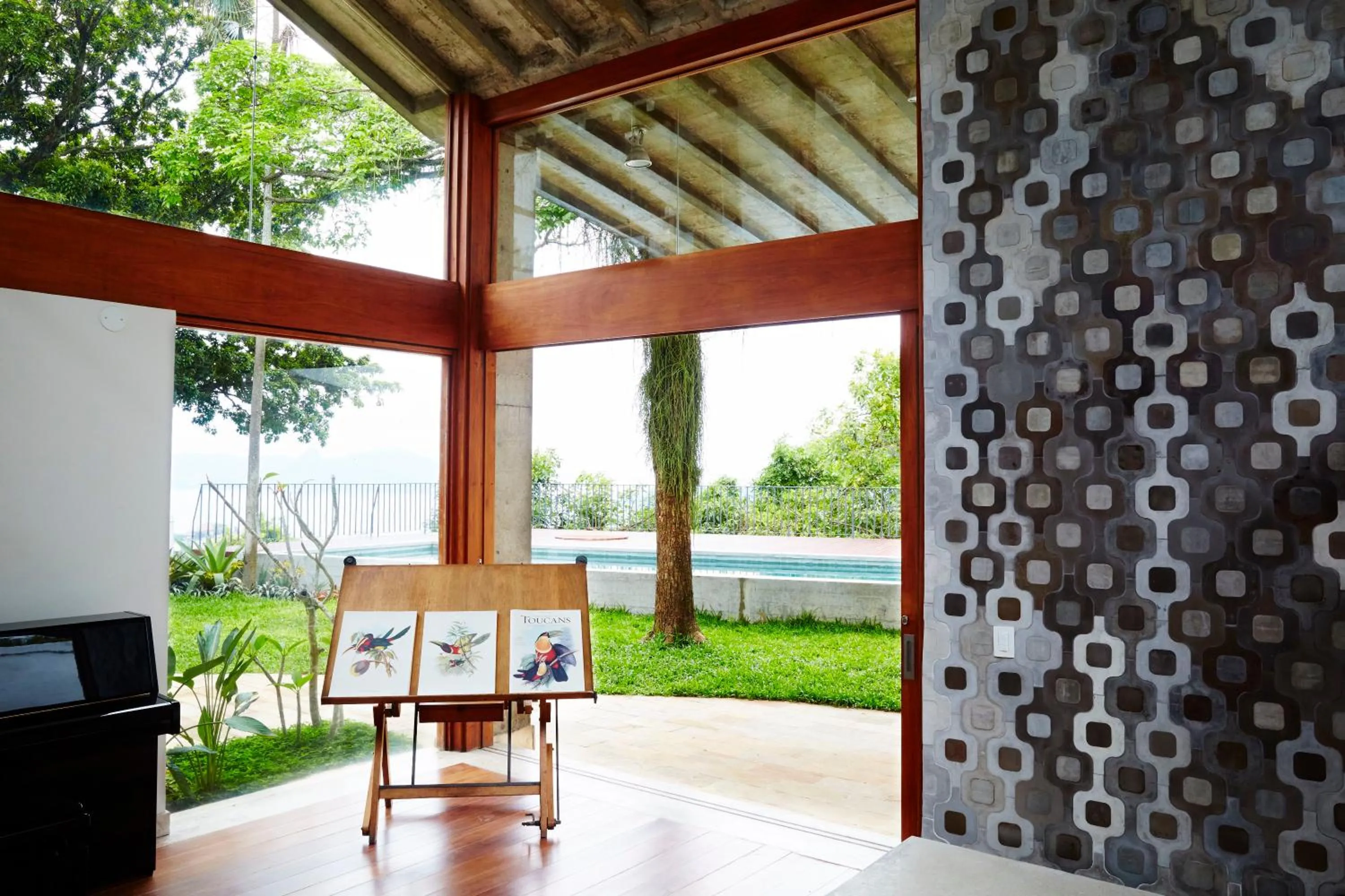 Patio in Chez Georges