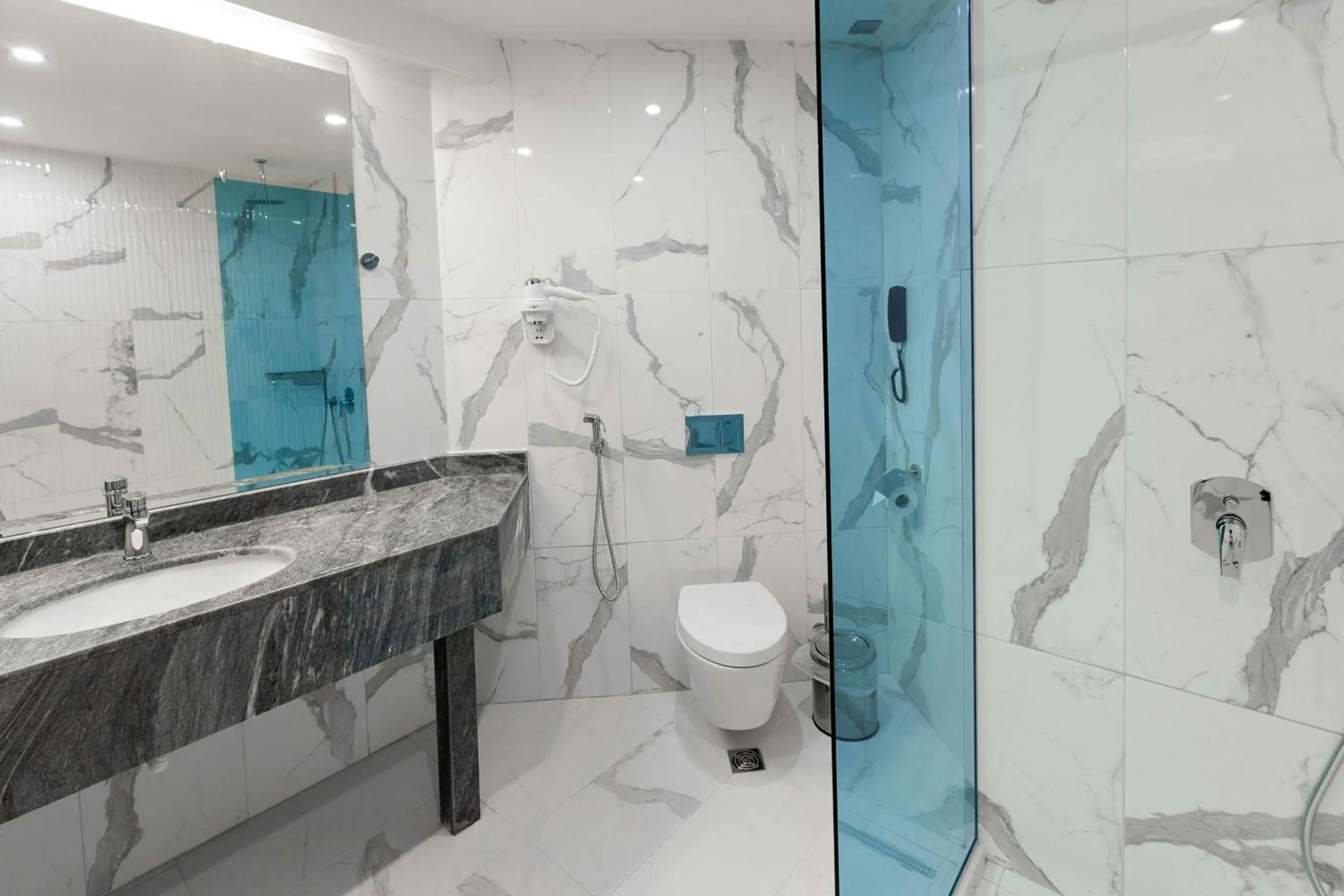 Bathroom in Best Western PLUS Premium Inn