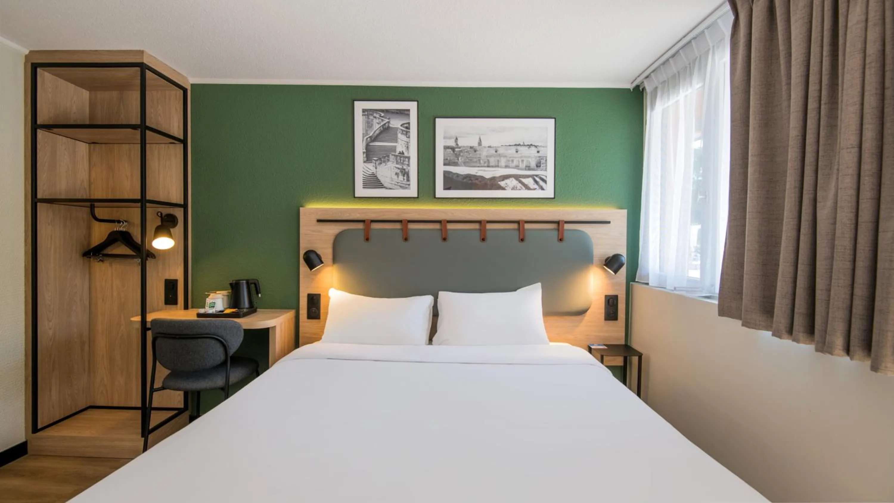 Bed in Campanile Strasbourg - Illkirch Geispolsheim