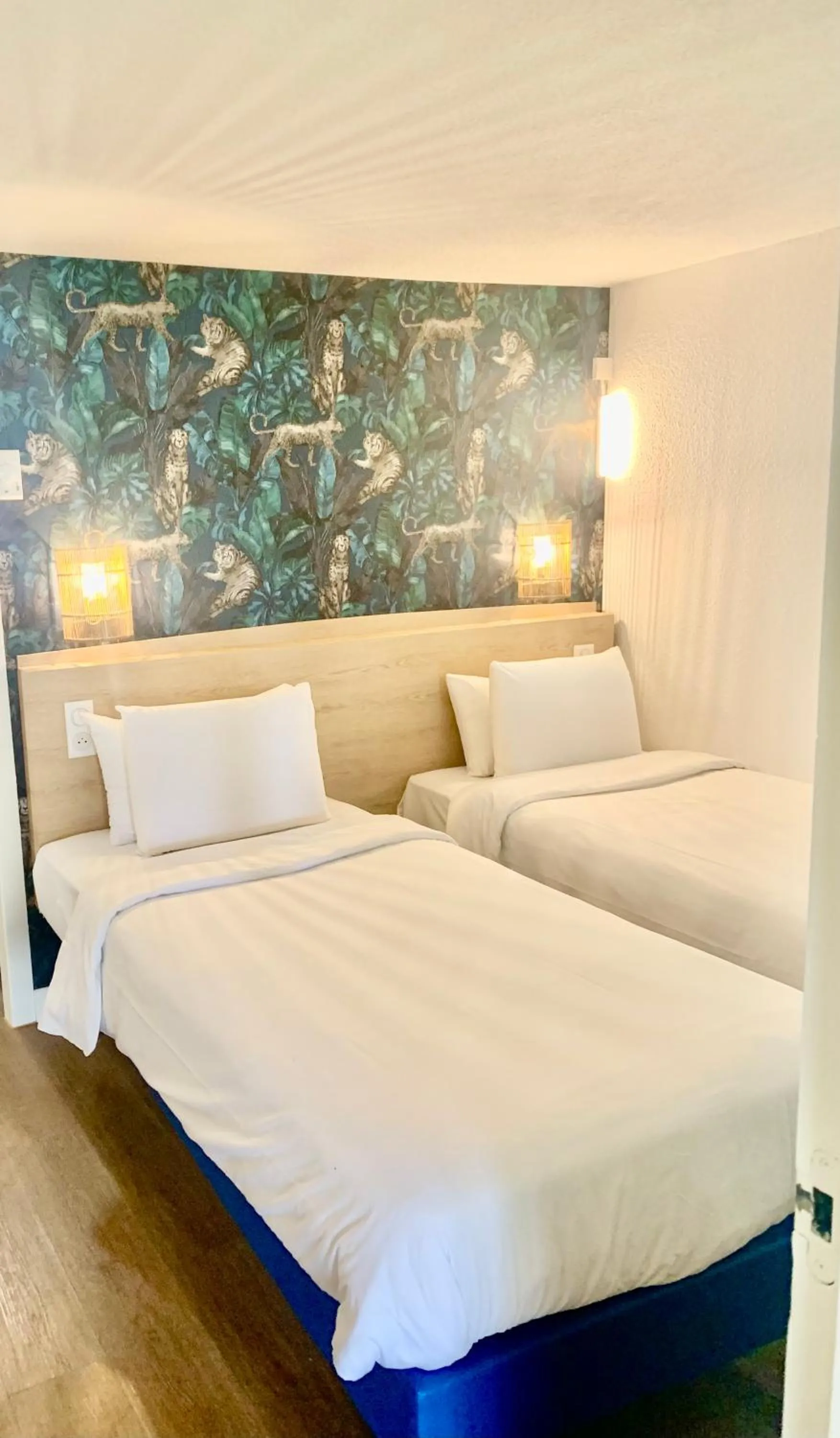 Bed in Kyriad Cannes - Mandelieu