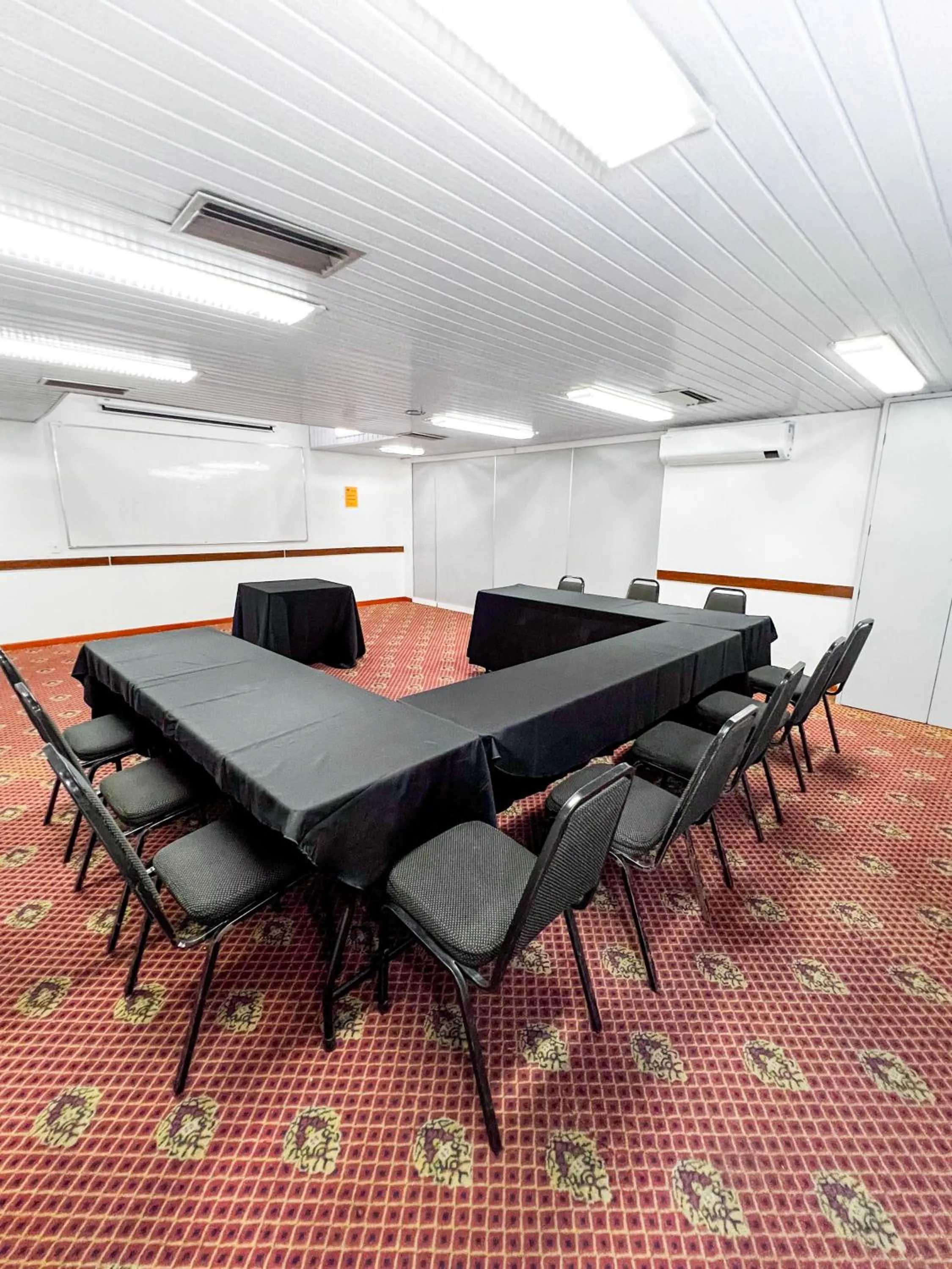 Meeting/conference room in Royal Center Hotel Lourdes