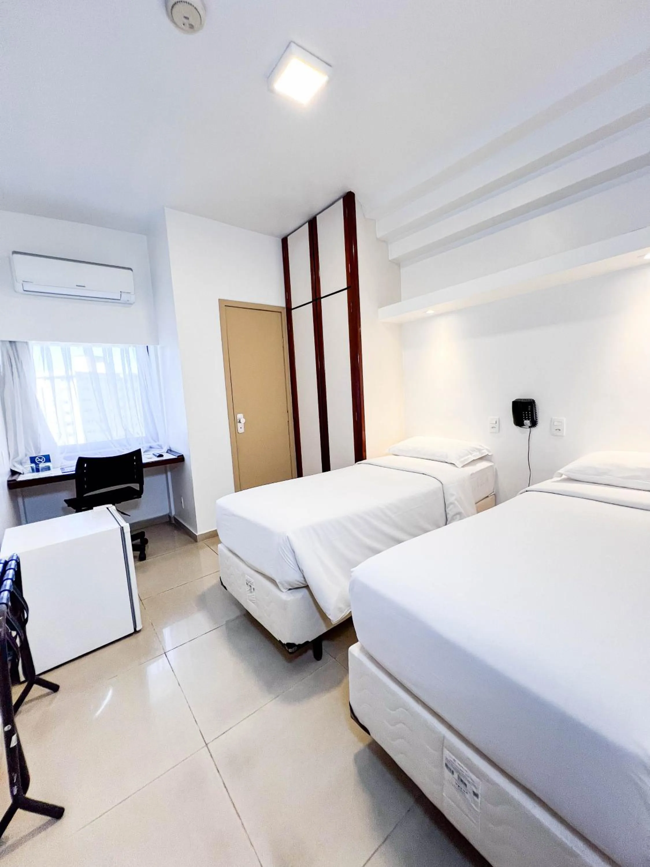 Bed in Royal Center Hotel Lourdes