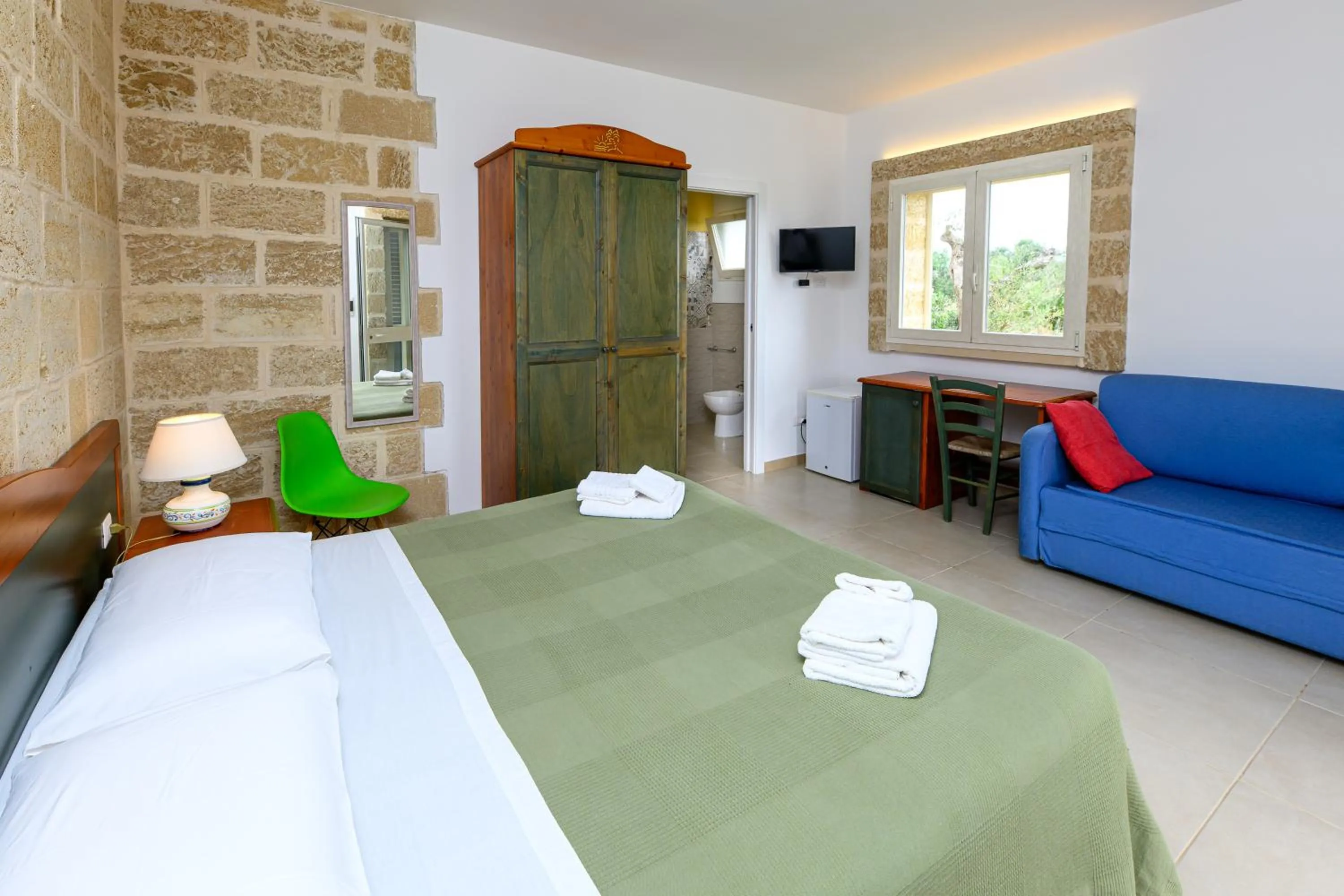 Photo of the whole room, Bed in Agriturismo Tenuta Calitre
