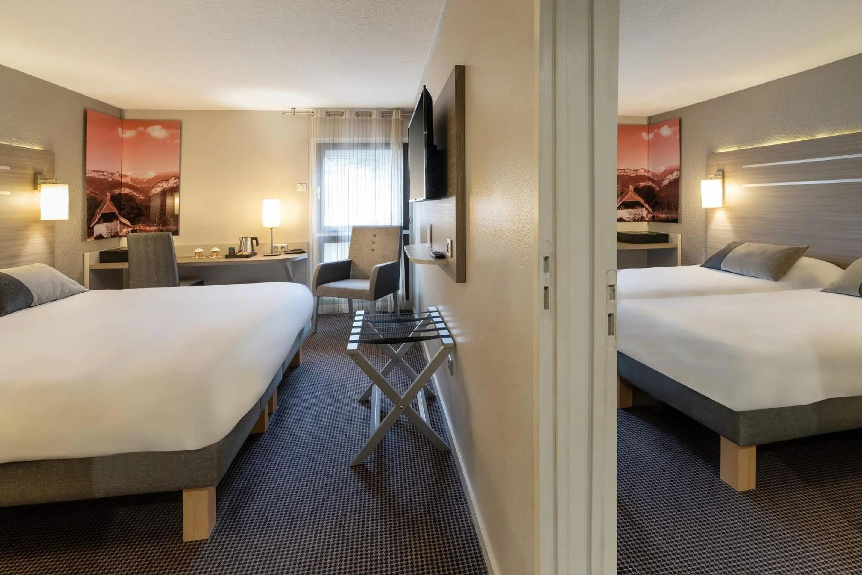 Bed in Best Western Voiron Centre