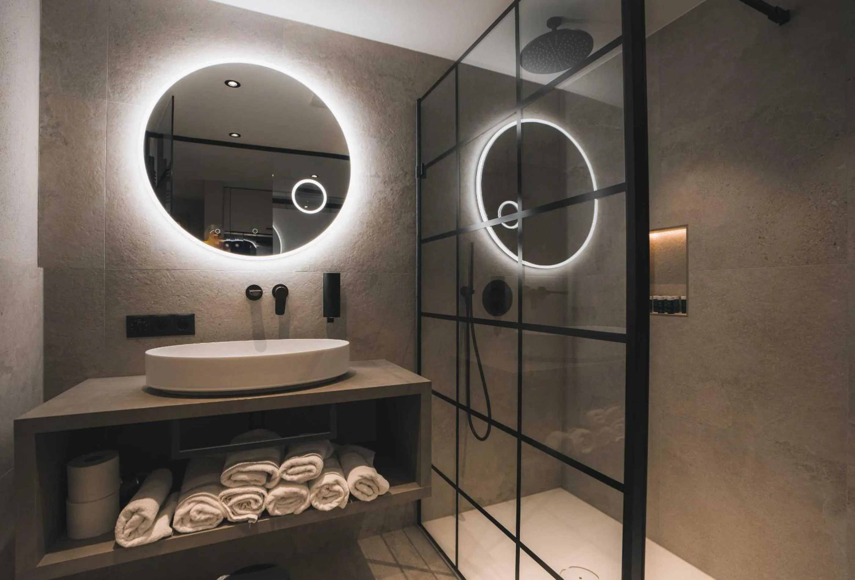 Shower in Grünwald Resort Sölden