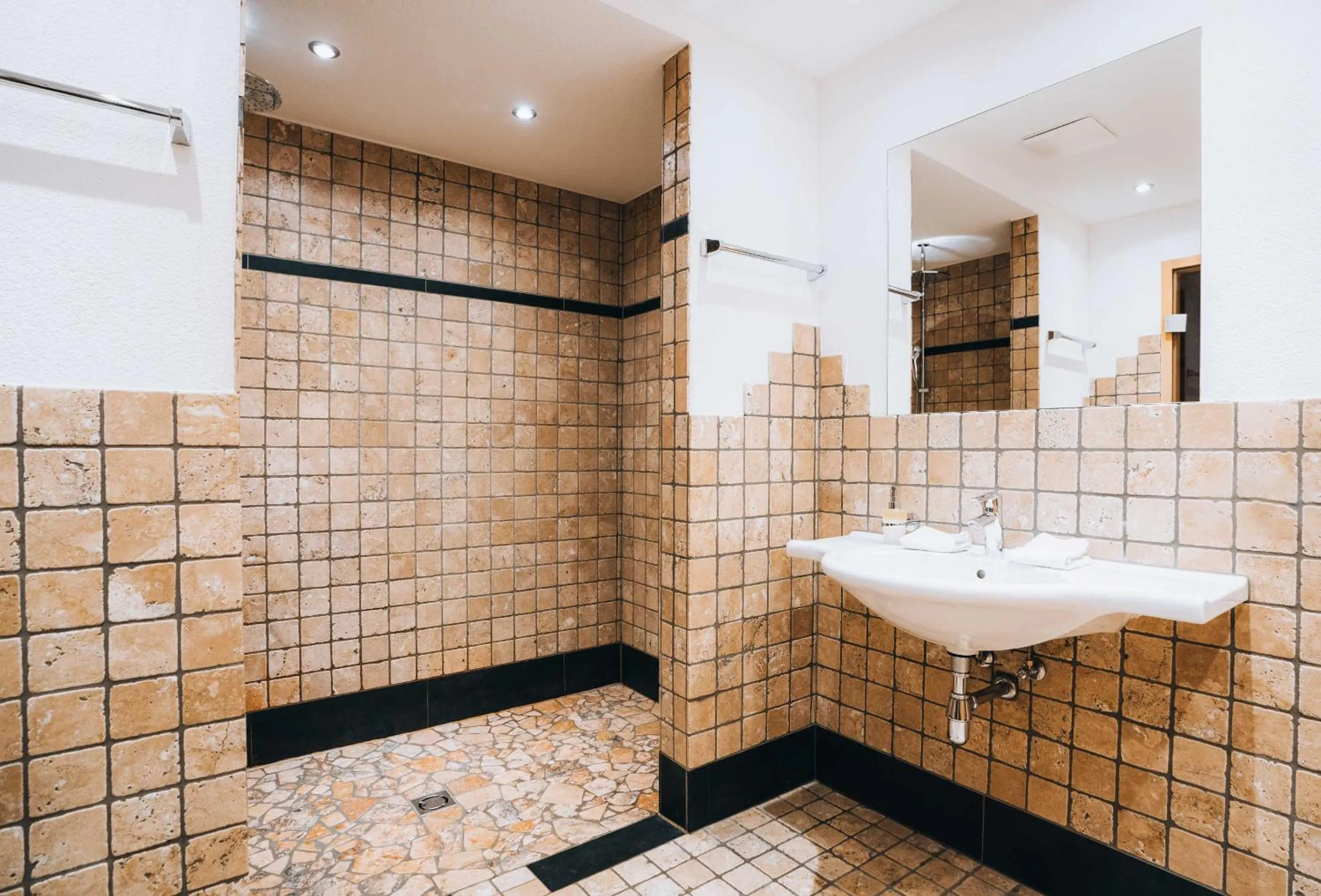 Shower in Grünwald Resort Sölden