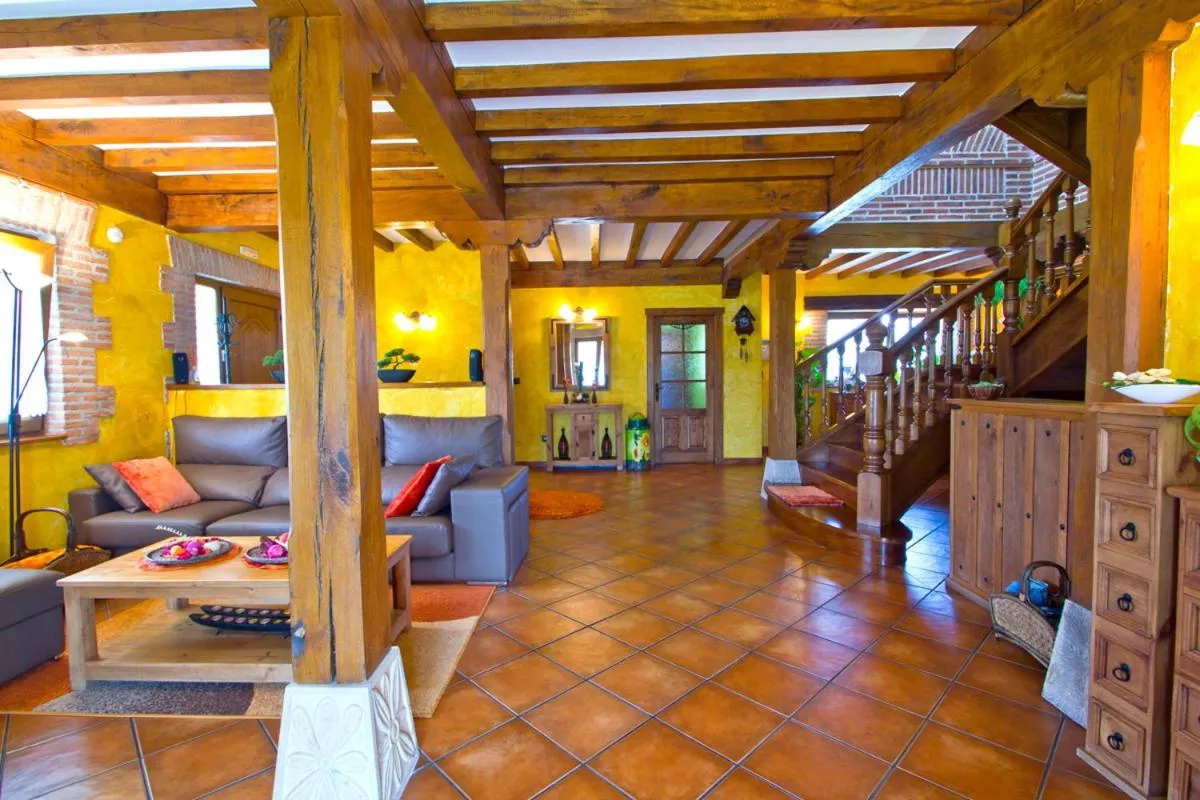 Communal lounge/ TV room in Posada La Fabula