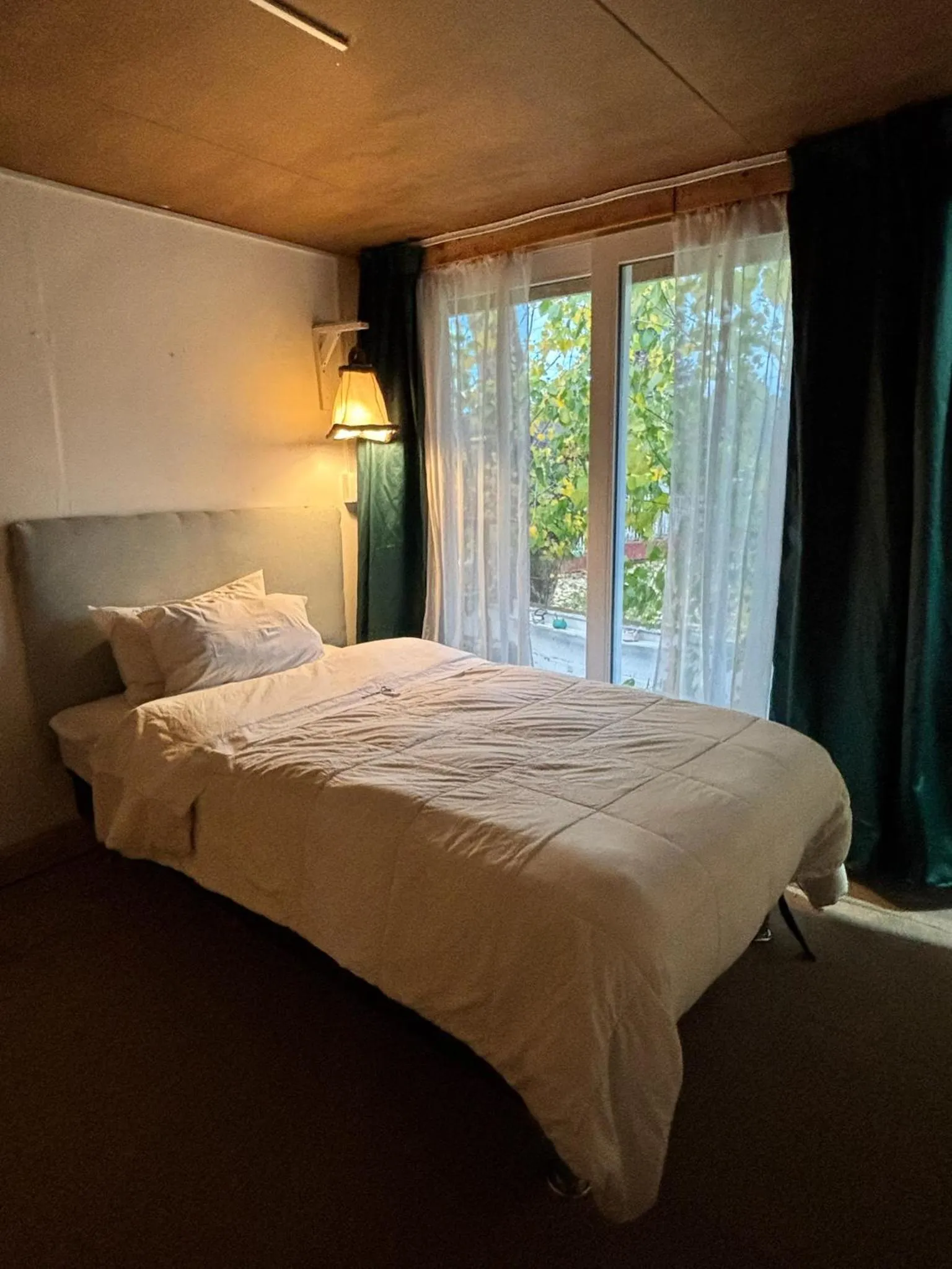 Bathroom, Bed in Casa Balmaceda Backpackers