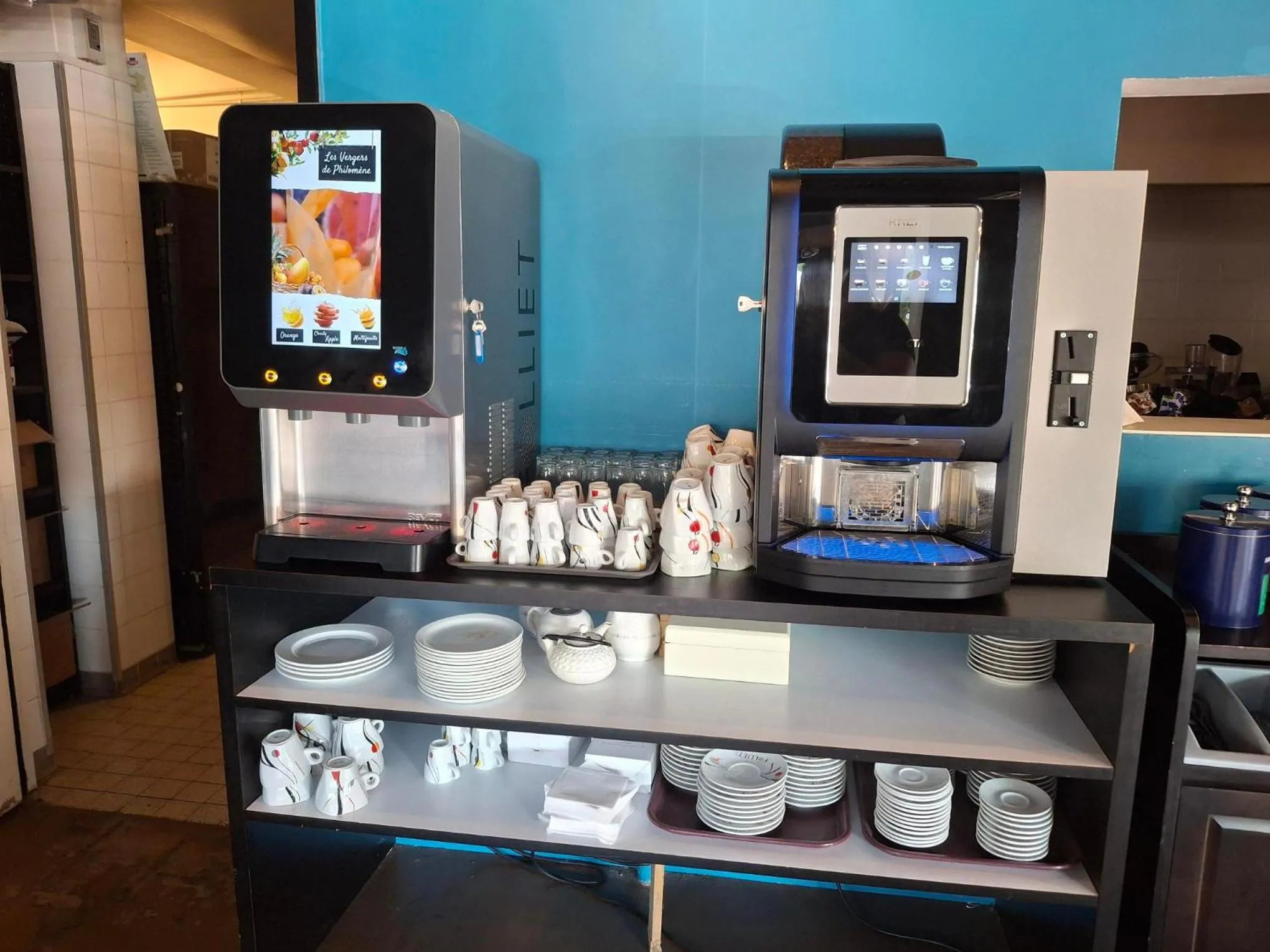 Breakfast in Brit Hotel Marseille Aéroport