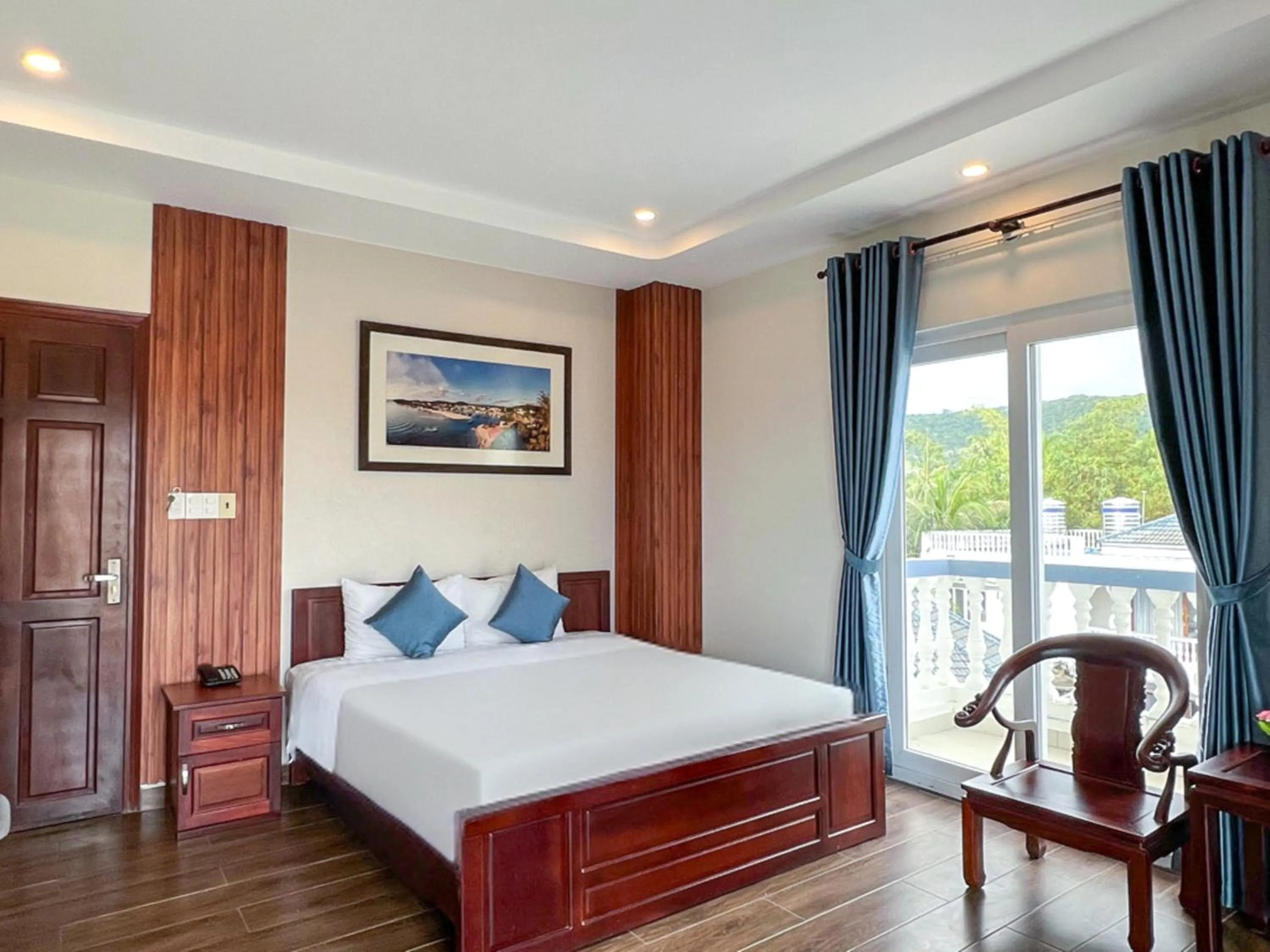 Balcony/Terrace, Bed in Brenta Phu Quoc Hotel