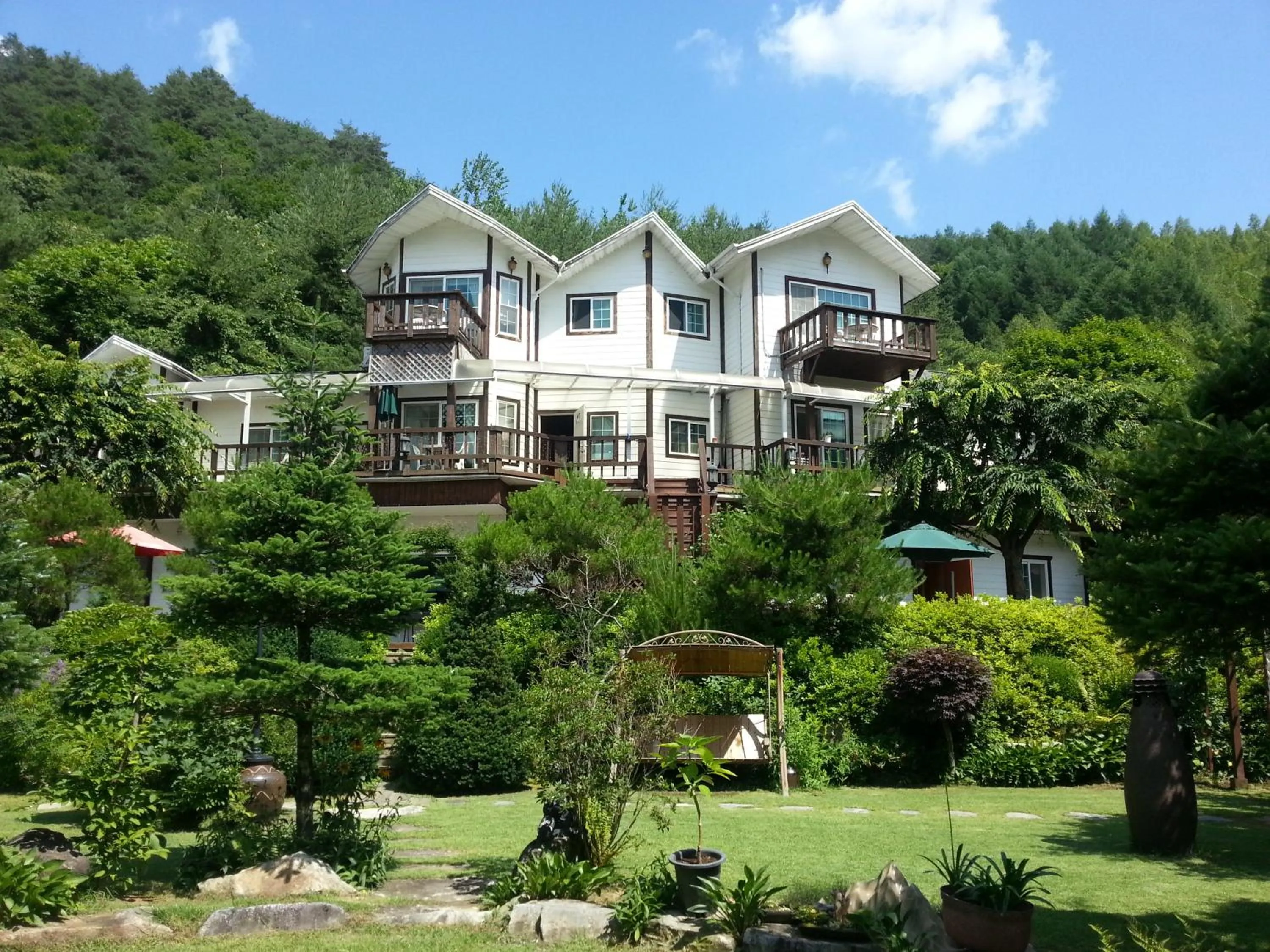 Property building in Starvill Pension